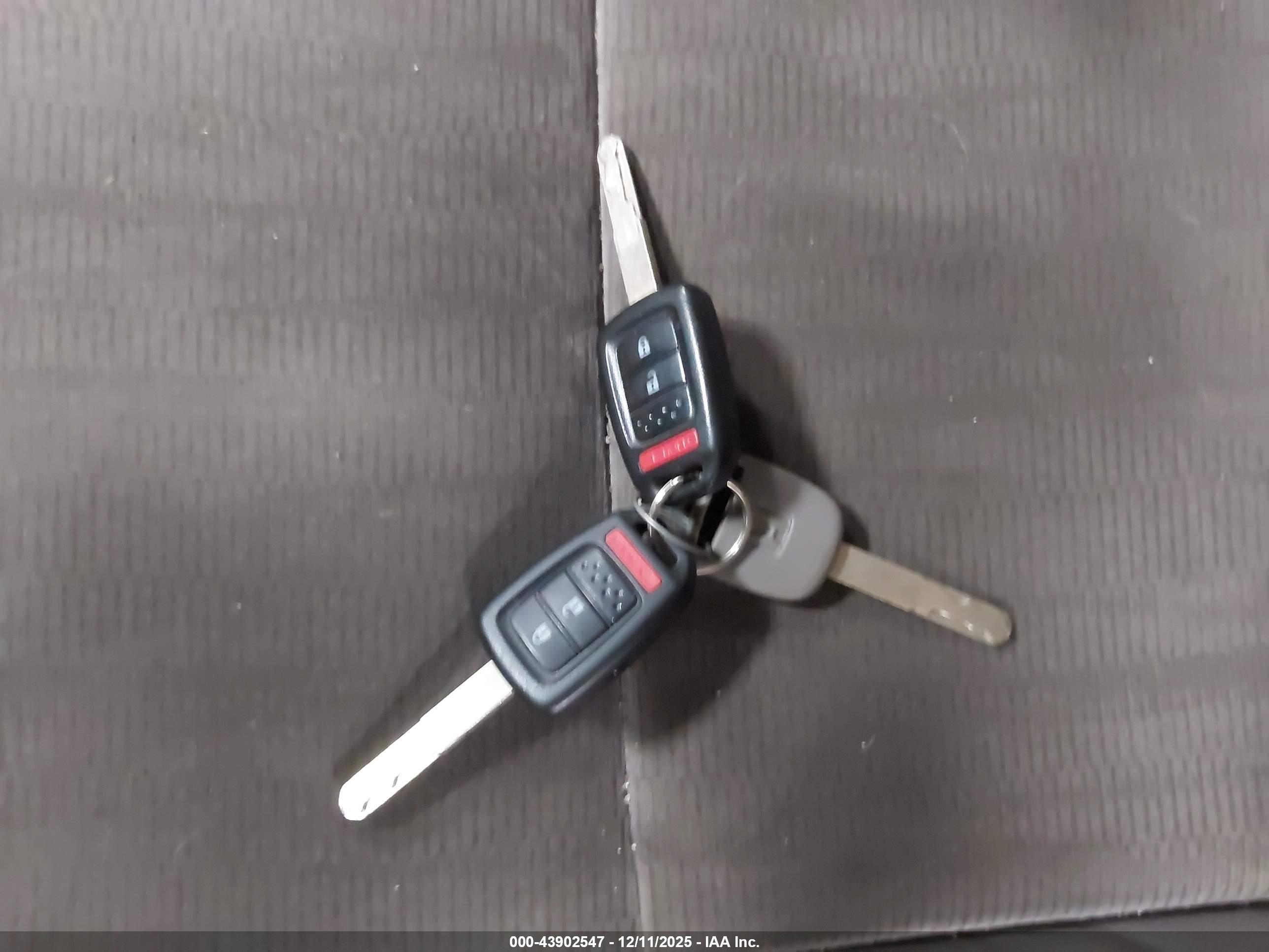 HONDA CR-V image 11