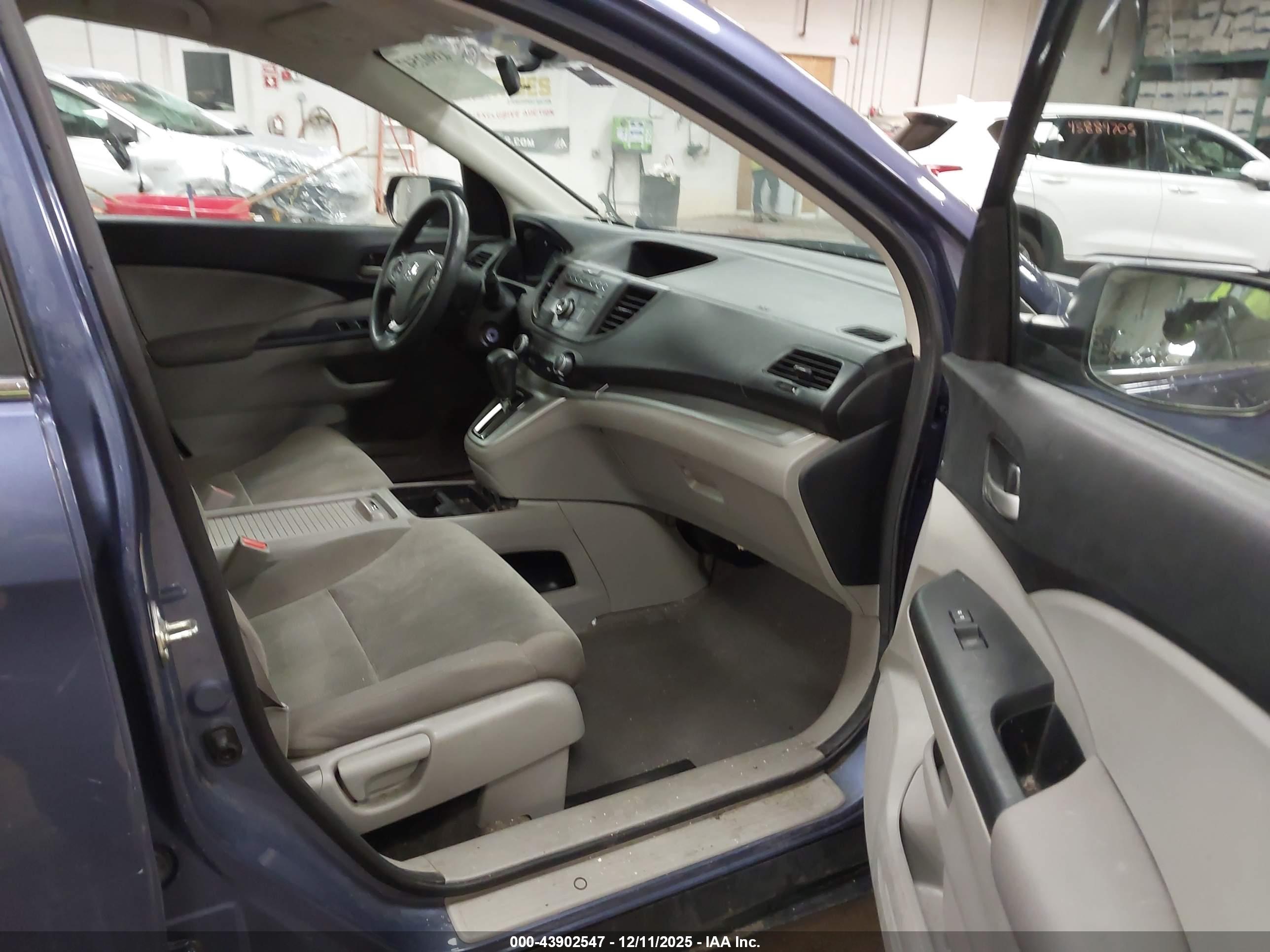 HONDA CR-V image 5