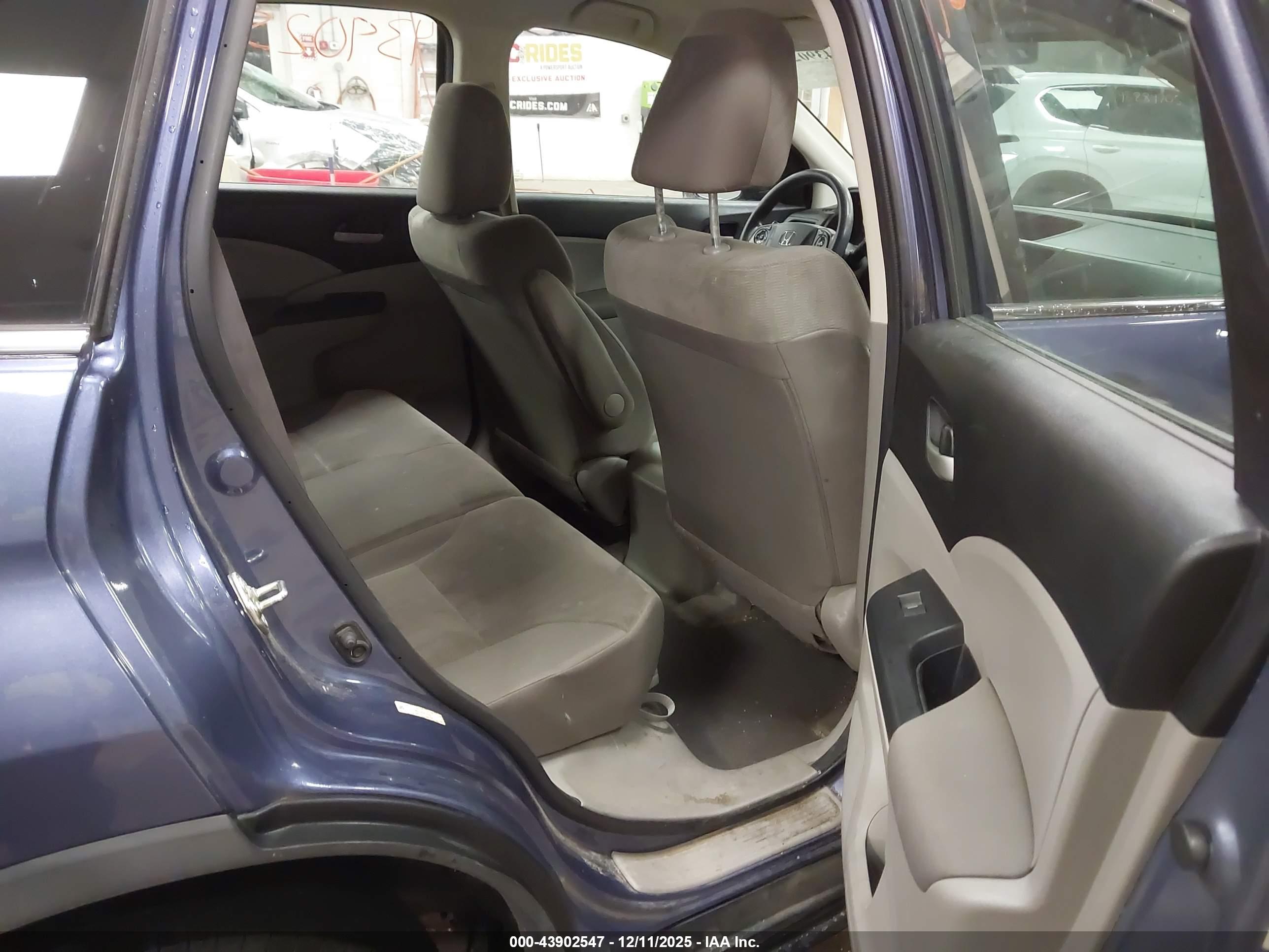 HONDA CR-V image 8