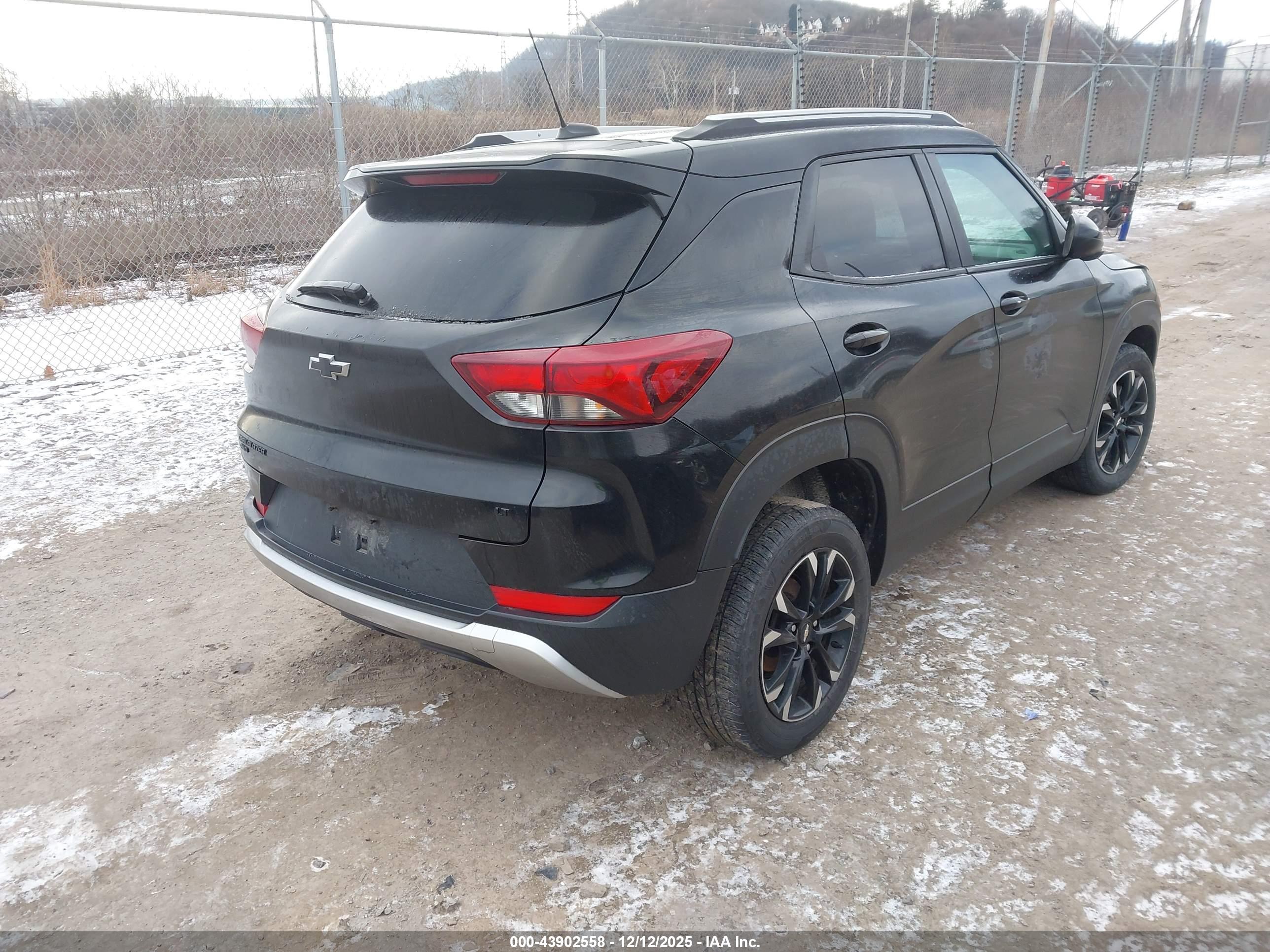 CHEVROLET TRAILBLAZER image 4