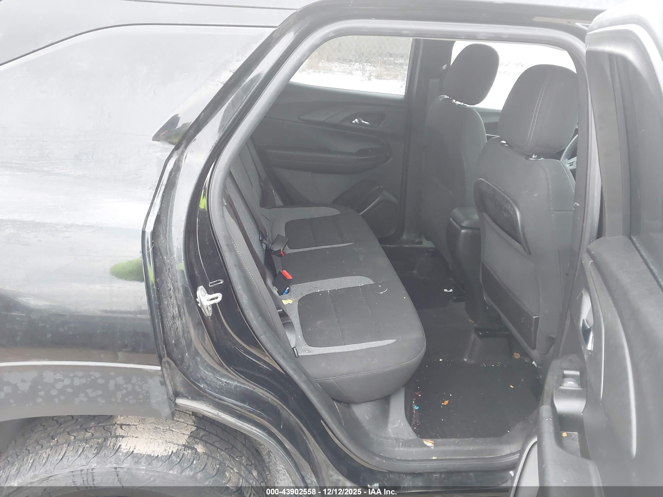 CHEVROLET TRAILBLAZER image 8
