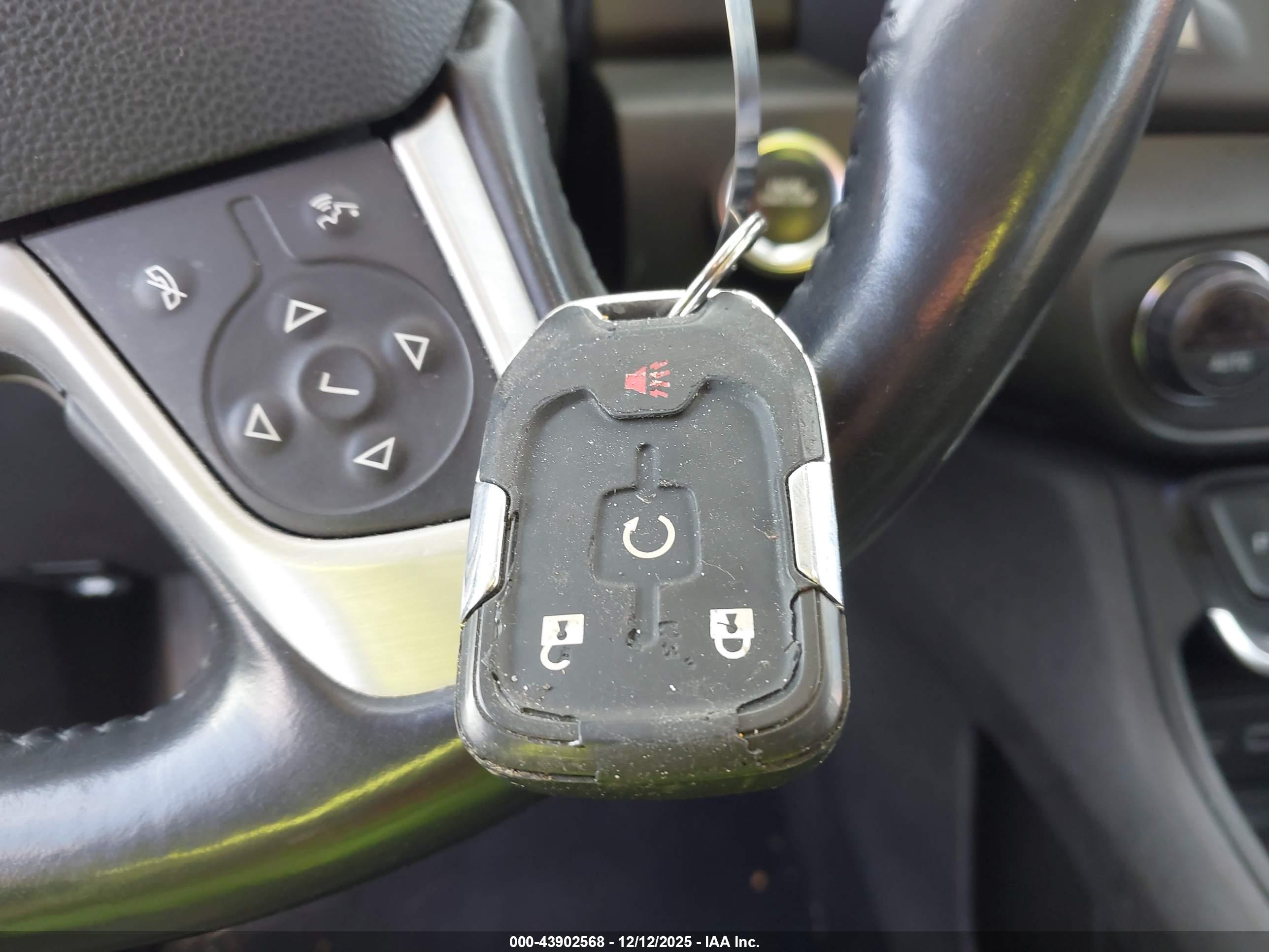 GMC TERRAIN image 11