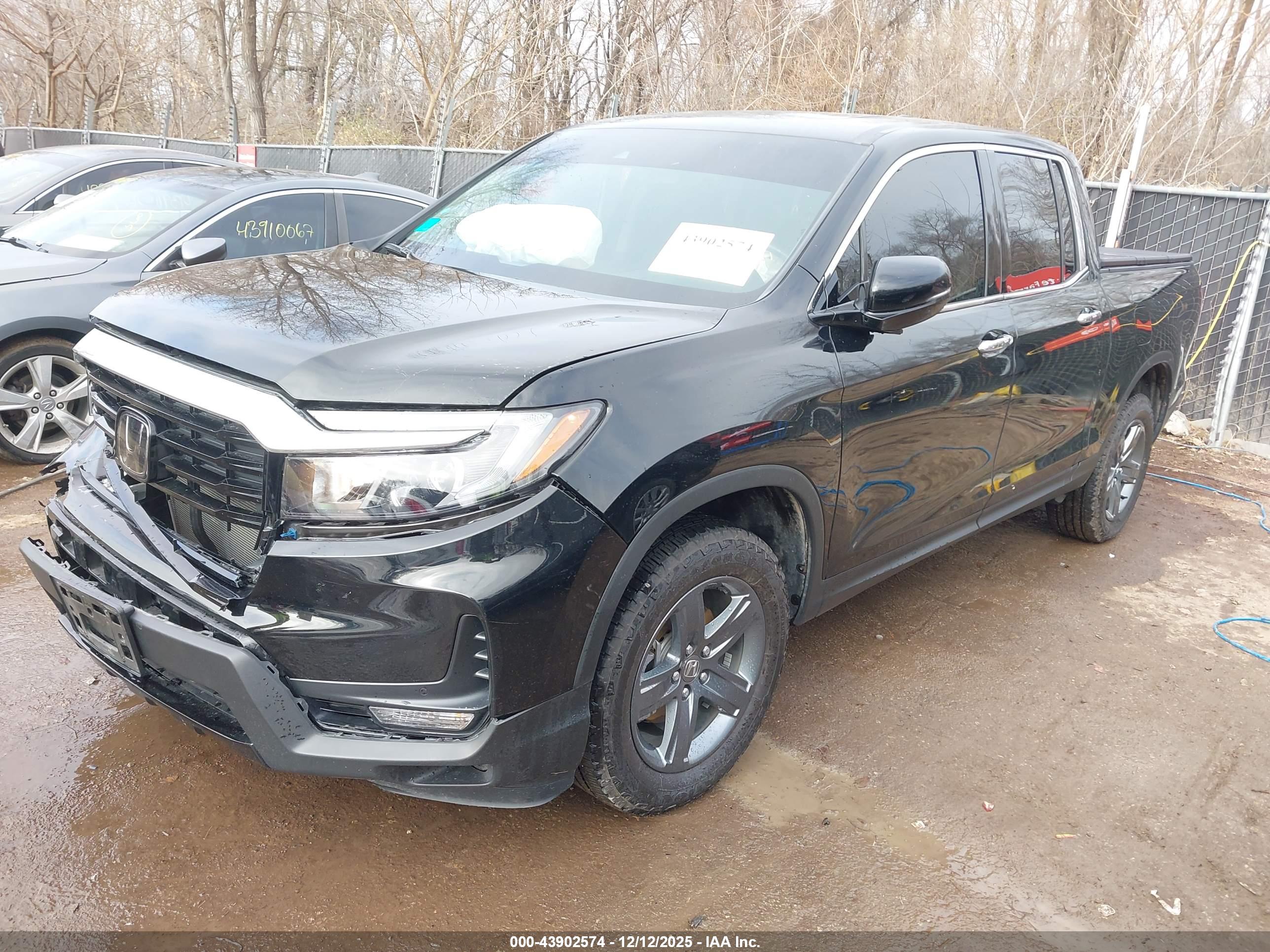 HONDA RIDGELINE image 2