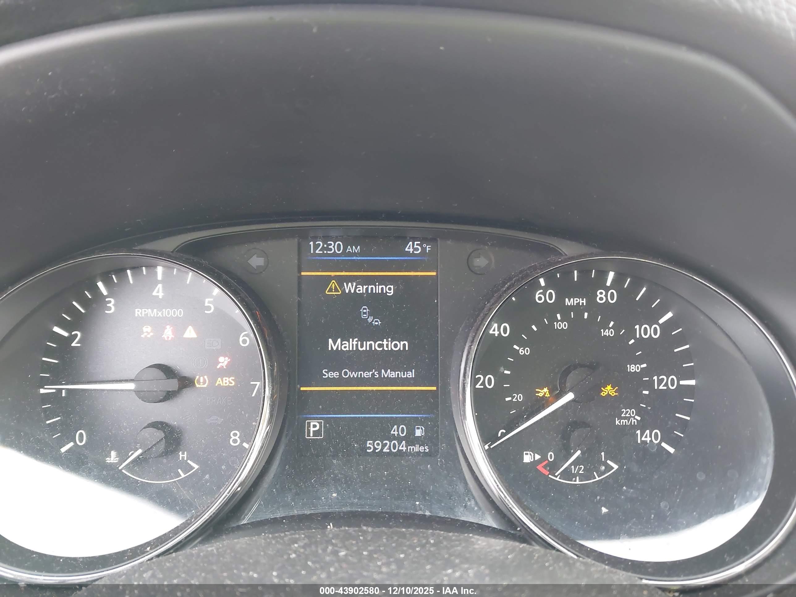 NISSAN ROGUE image 7