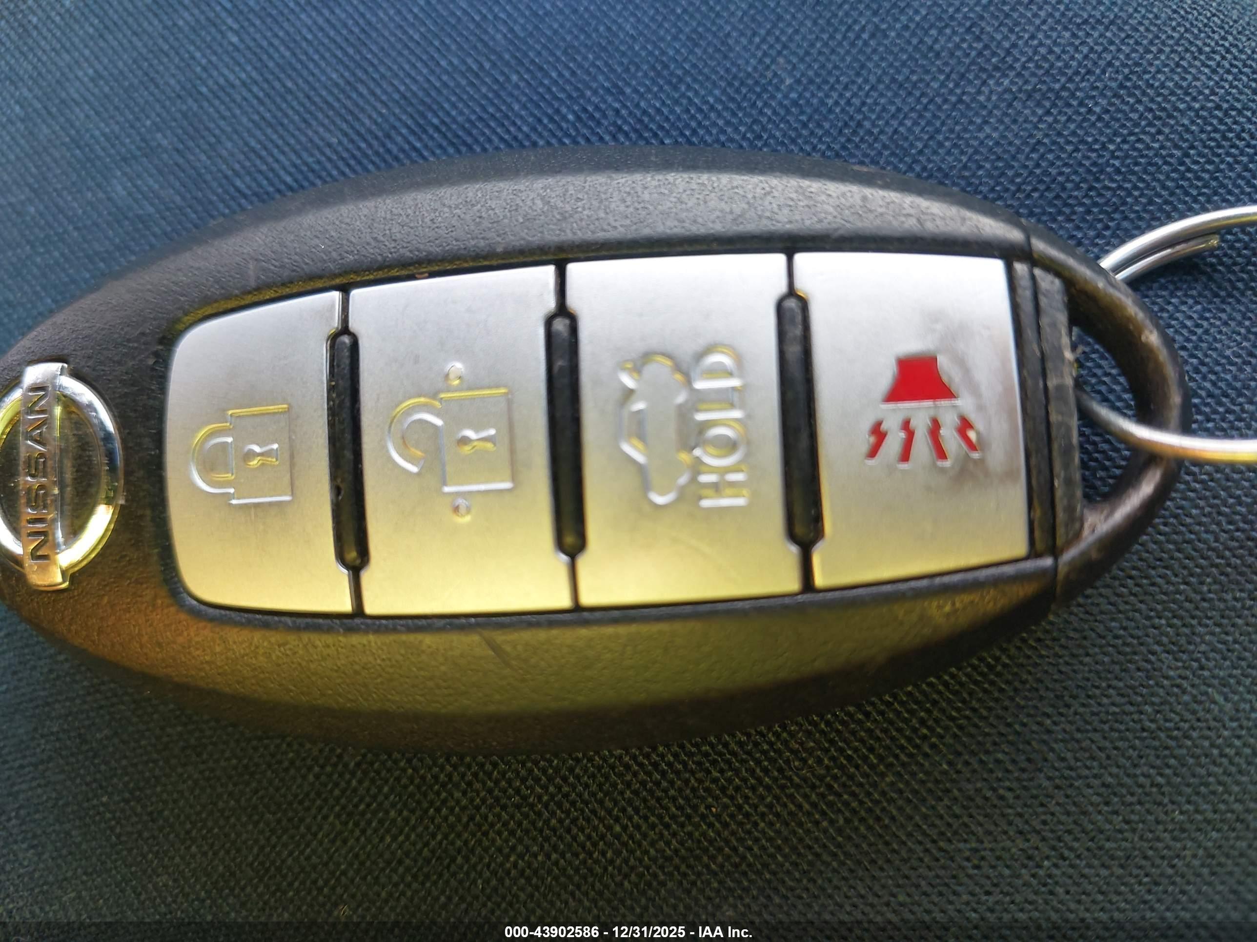 NISSAN ALTIMA image 11