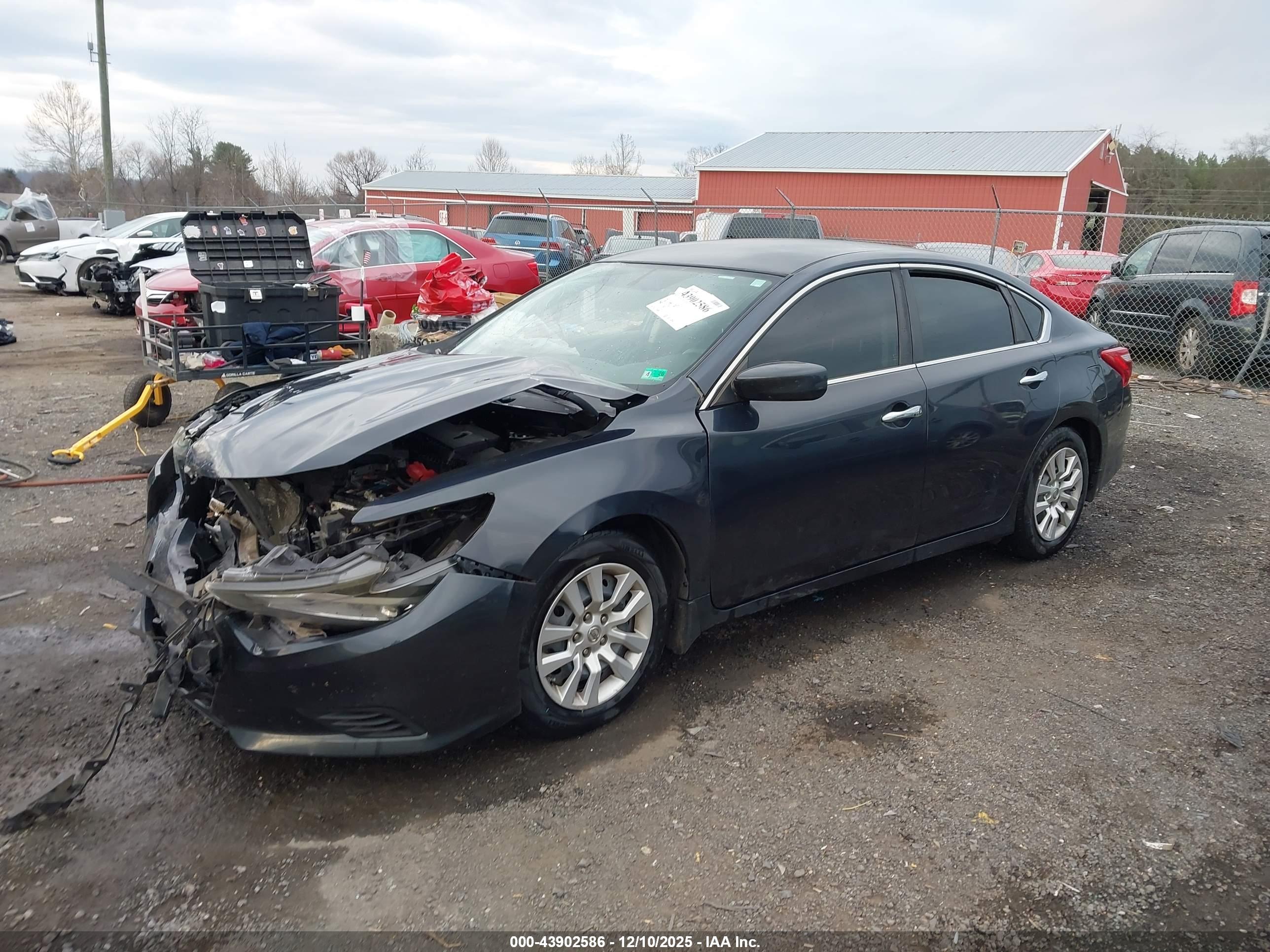 NISSAN ALTIMA image 2