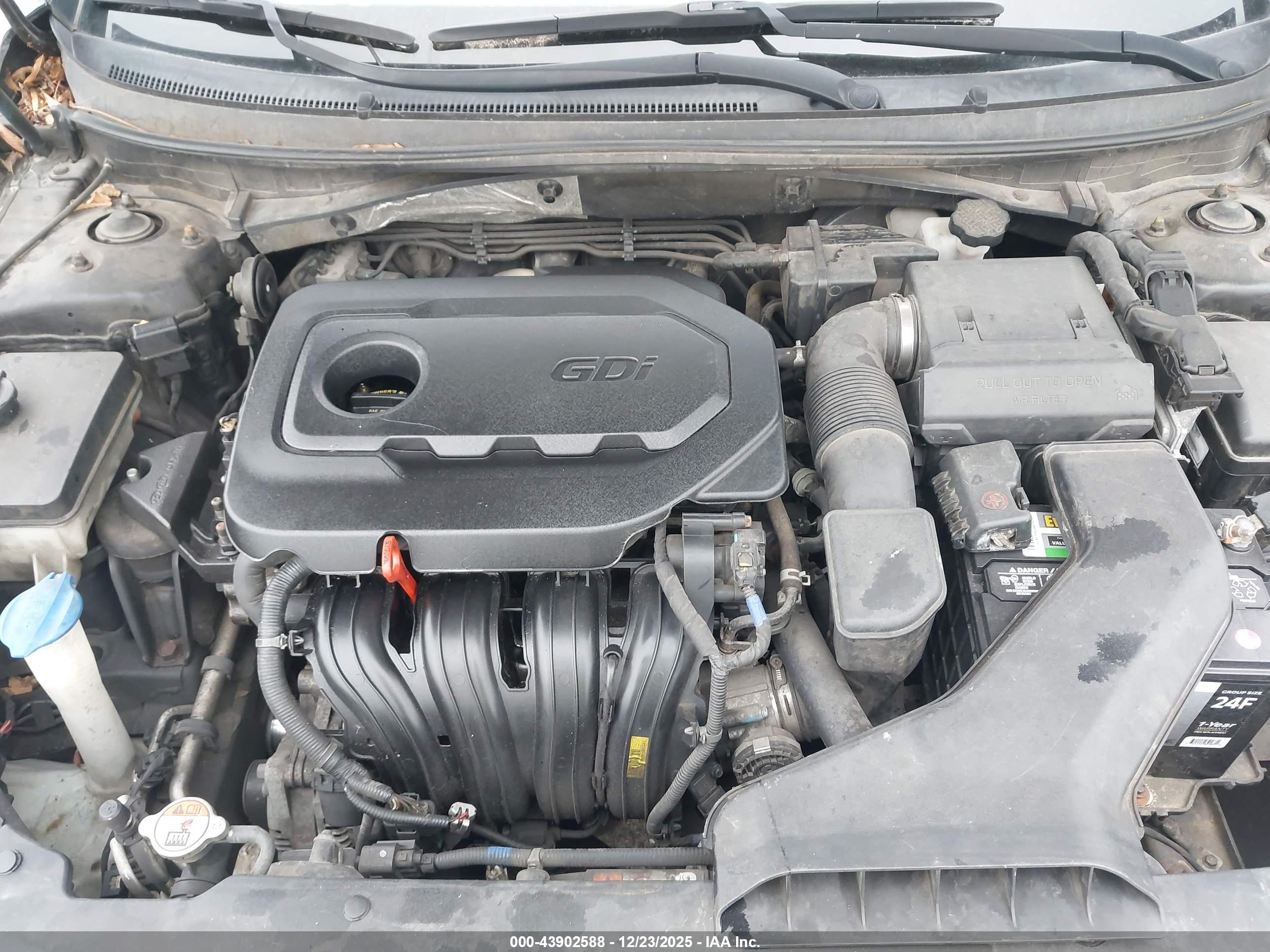 HYUNDAI SONATA image 10