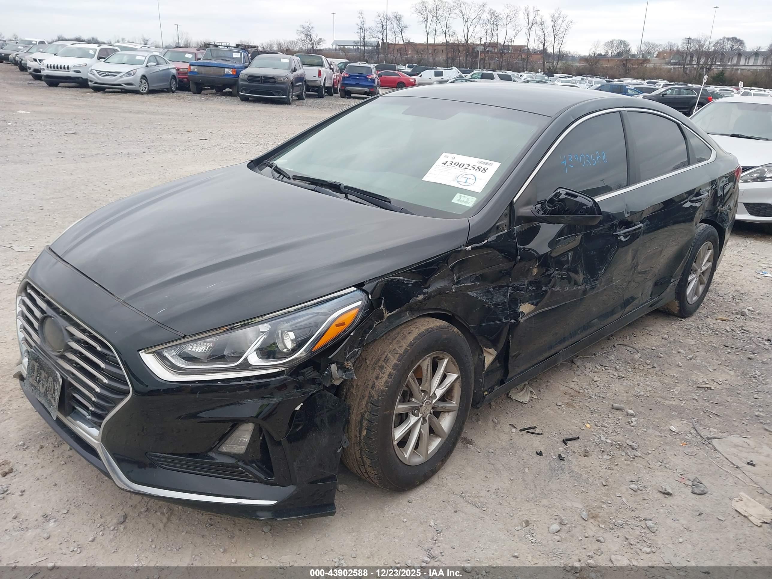 HYUNDAI SONATA image 6