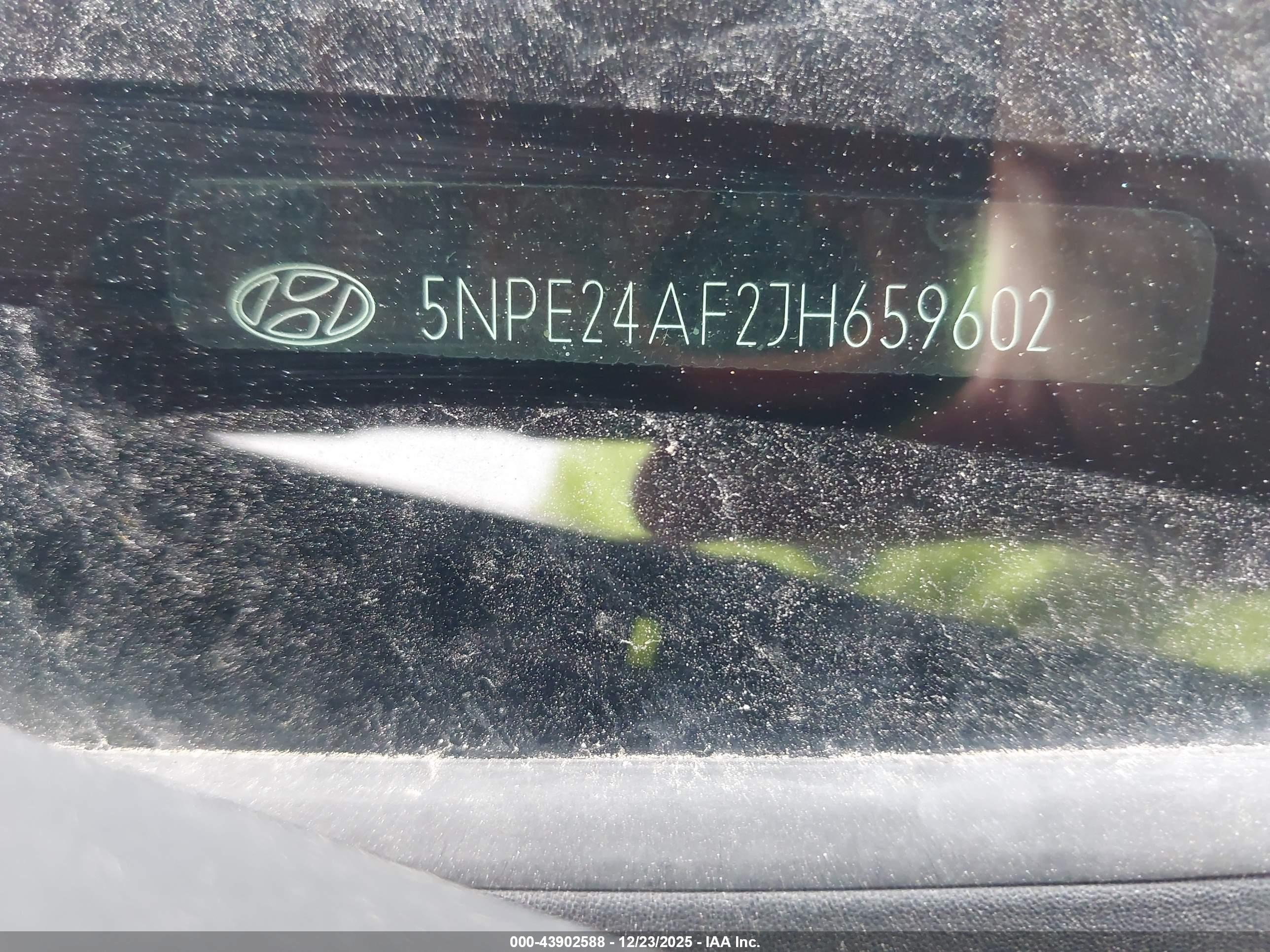 HYUNDAI SONATA image 9