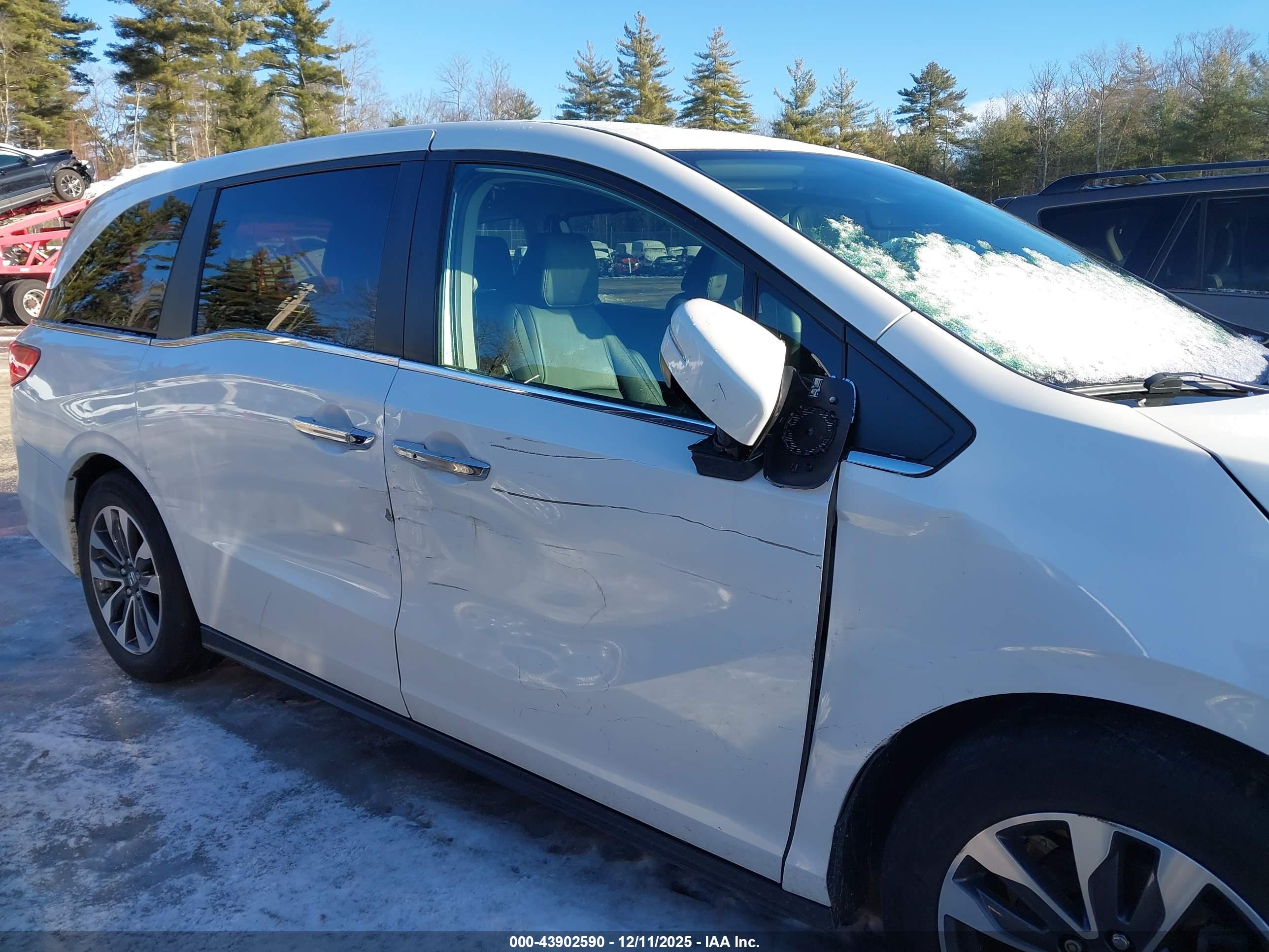 HONDA ODYSSEY image 6