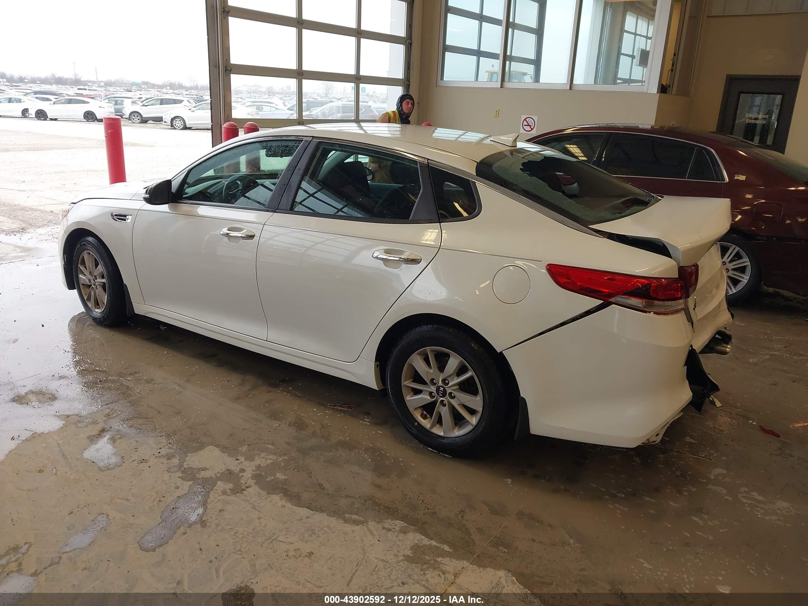 KIA OPTIMA image 3
