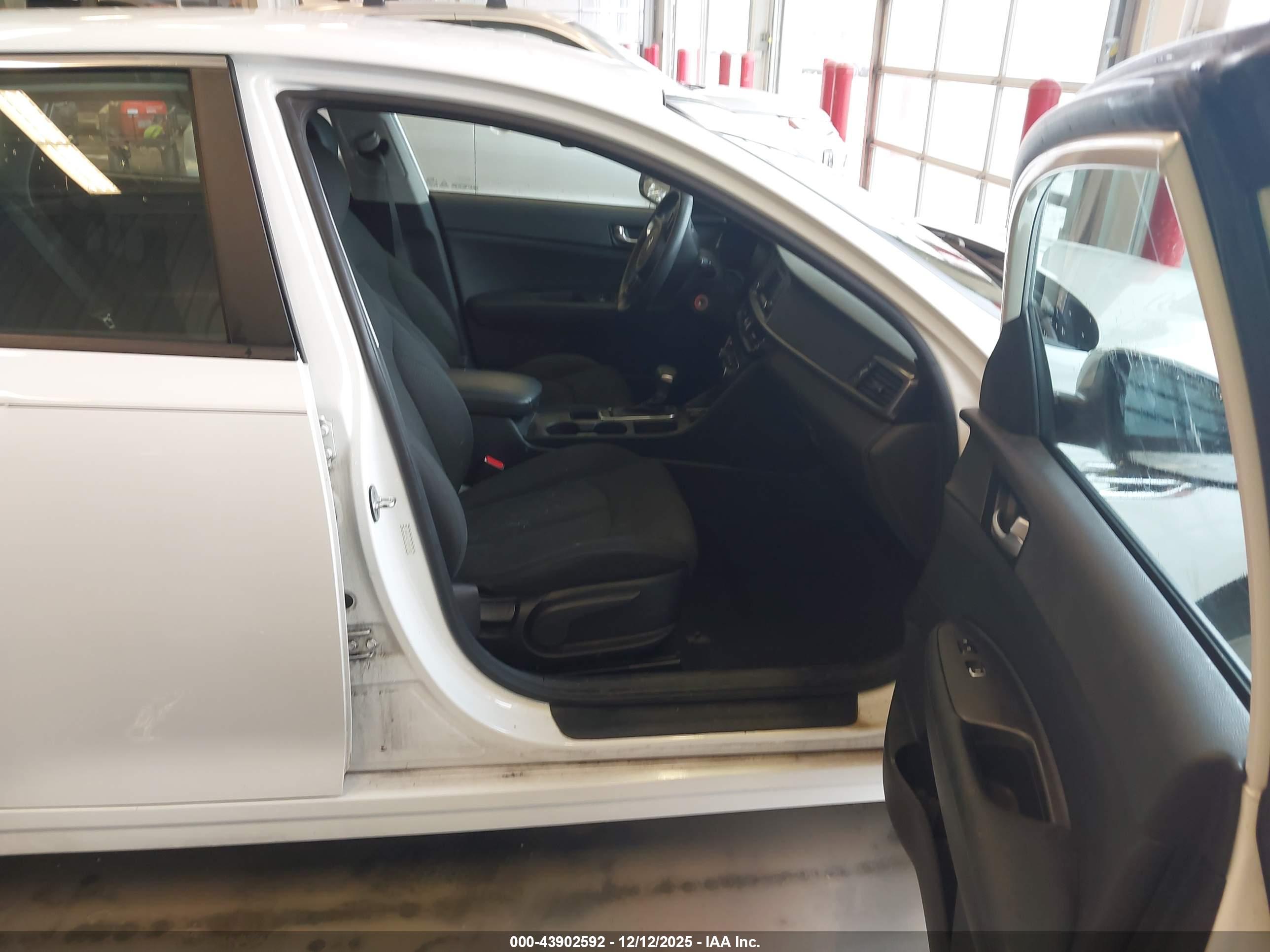 KIA OPTIMA image 5