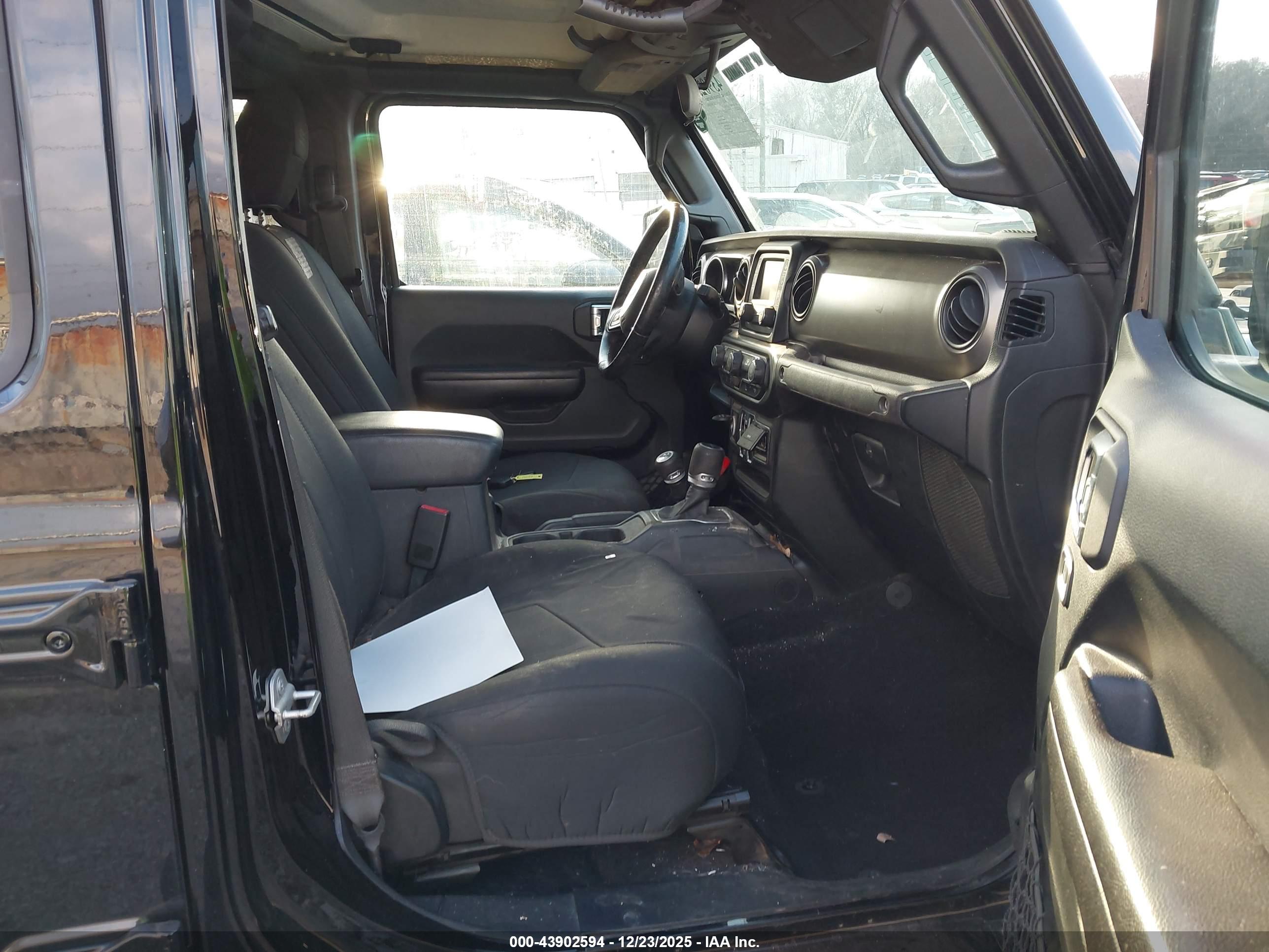 JEEP GLADIATOR image 5