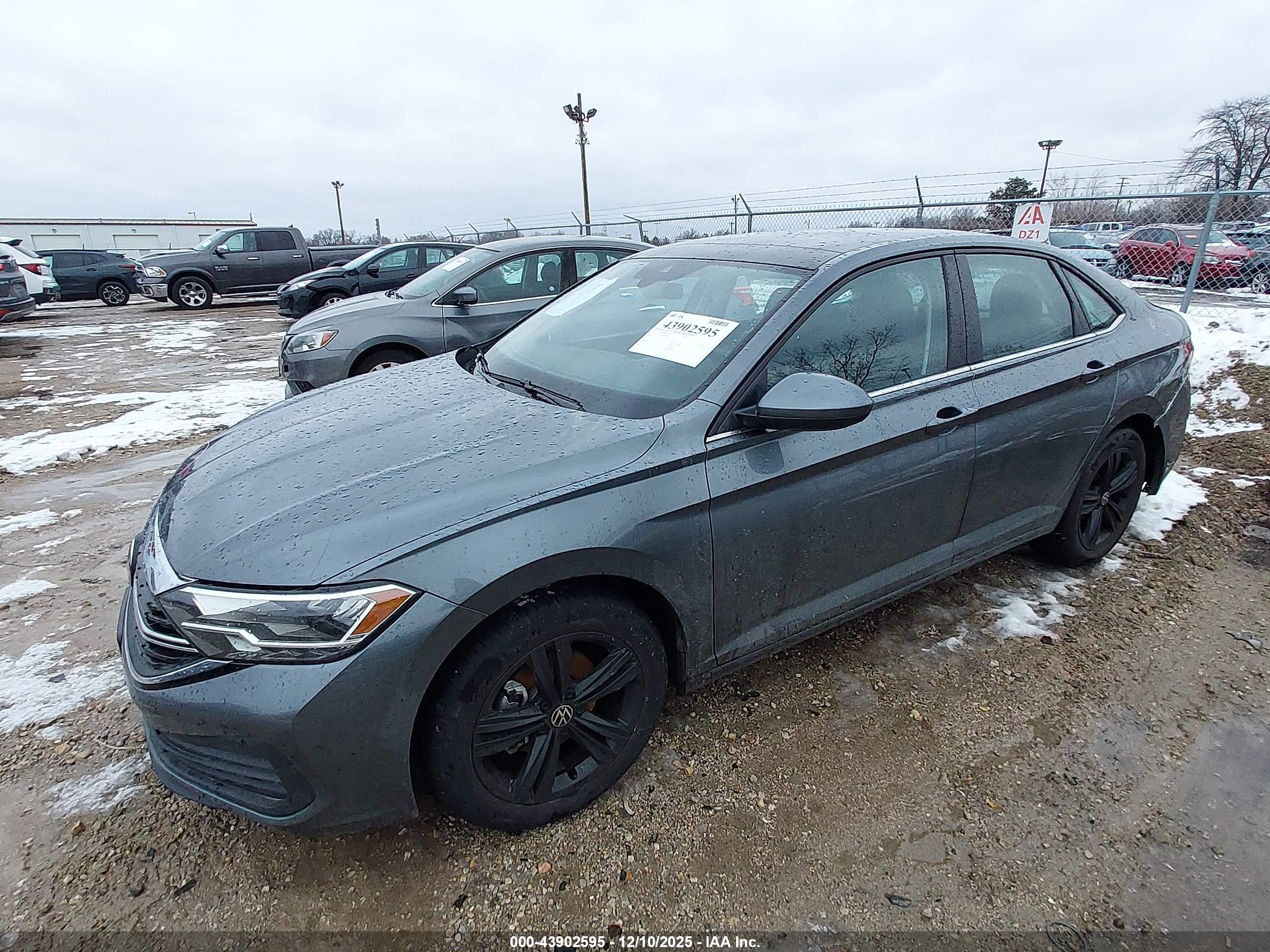 VOLKSWAGEN JETTA image 2