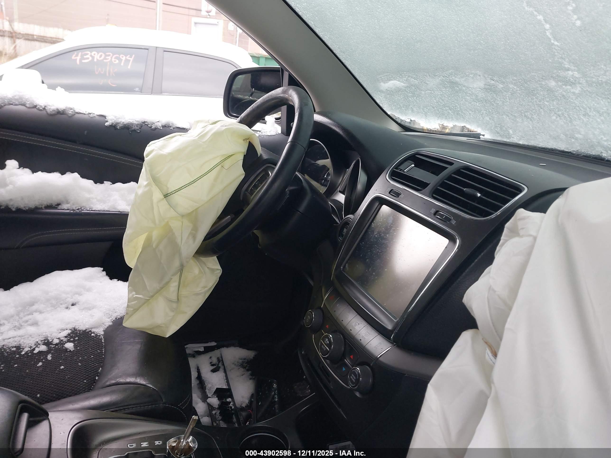 DODGE JOURNEY image 5