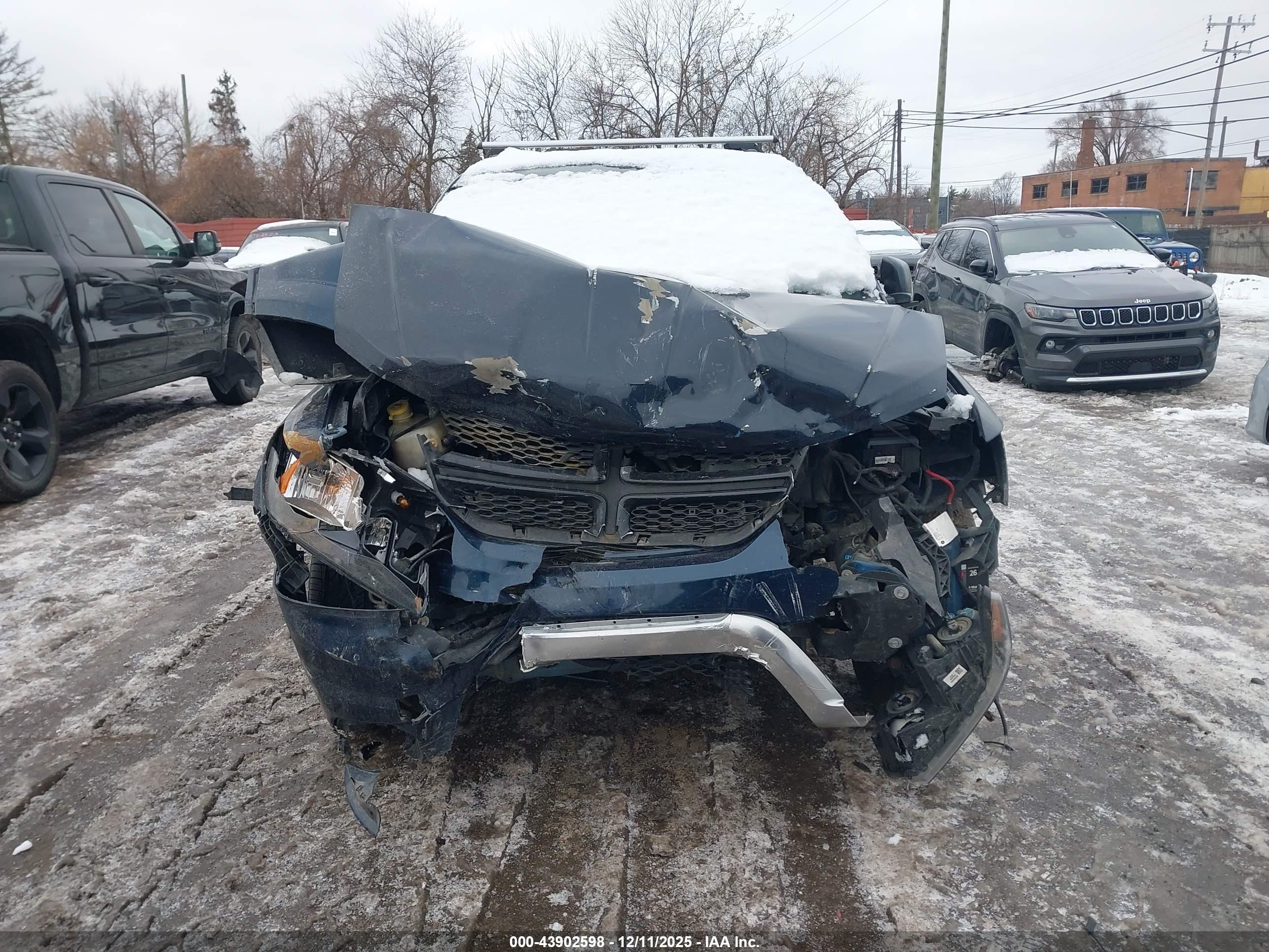 DODGE JOURNEY image 6