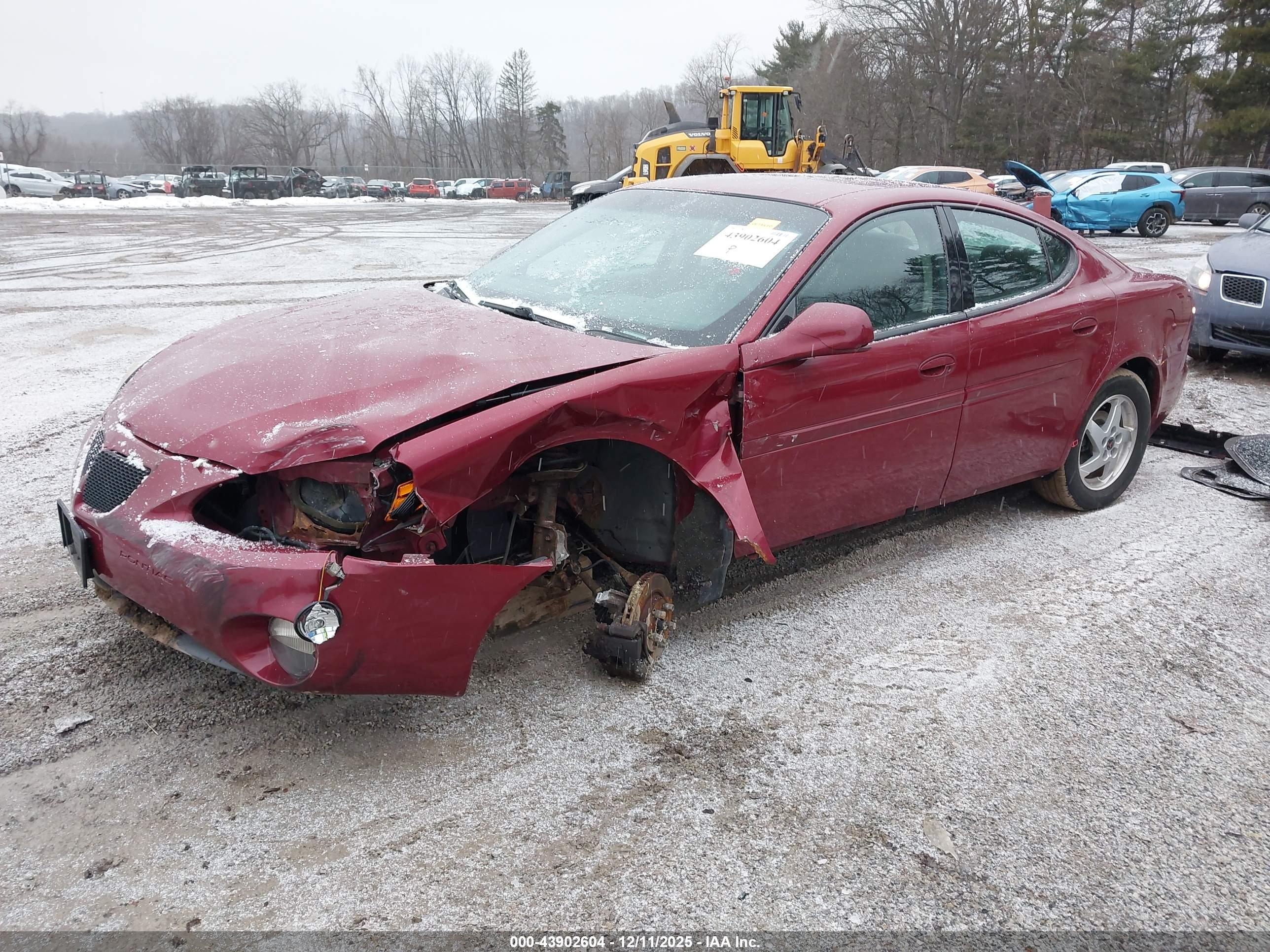 PONTIAC GRAND image 2
