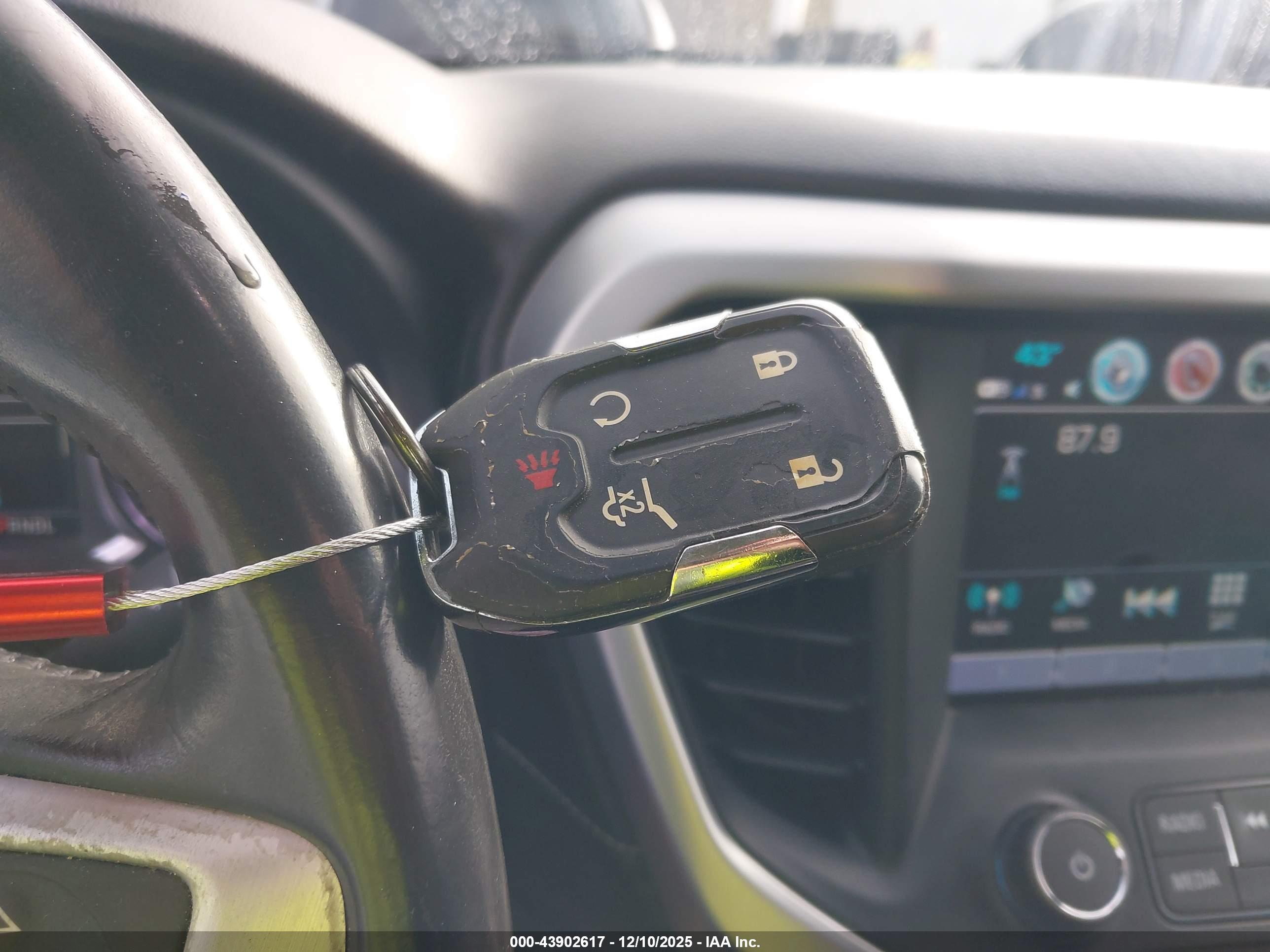 GMC ACADIA image 11