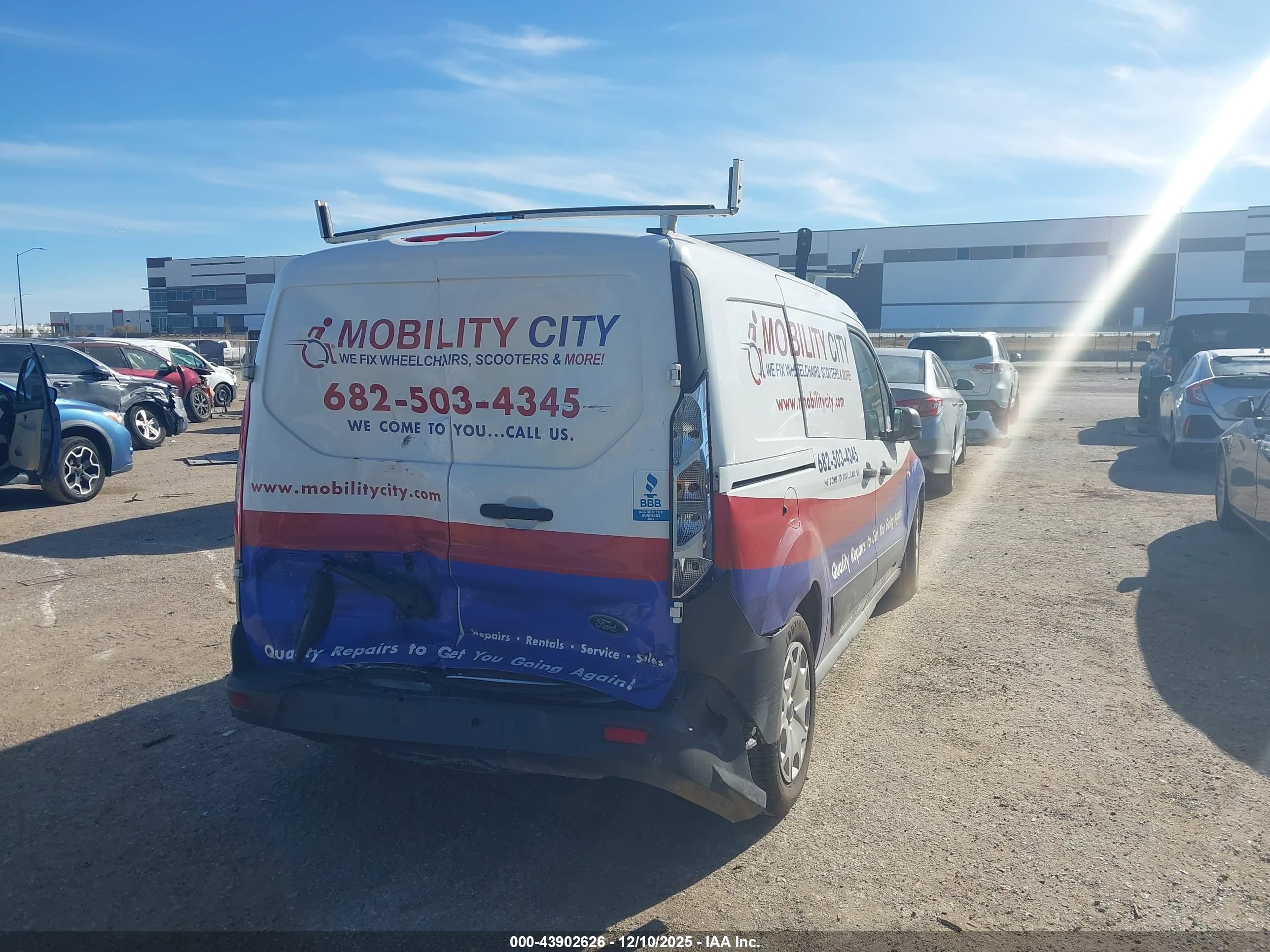 FORD TRANSIT image 4