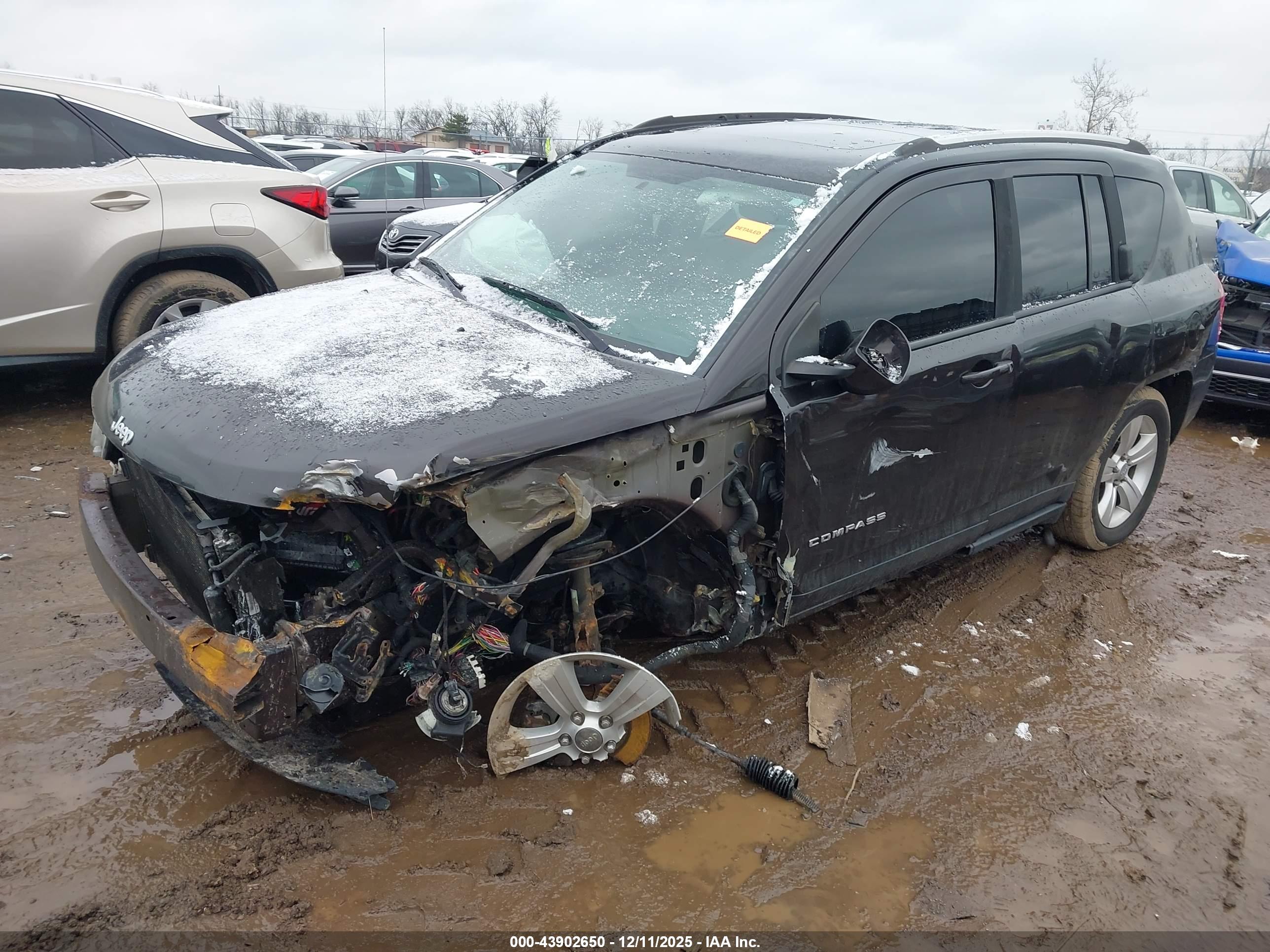 JEEP COMPASS image 2
