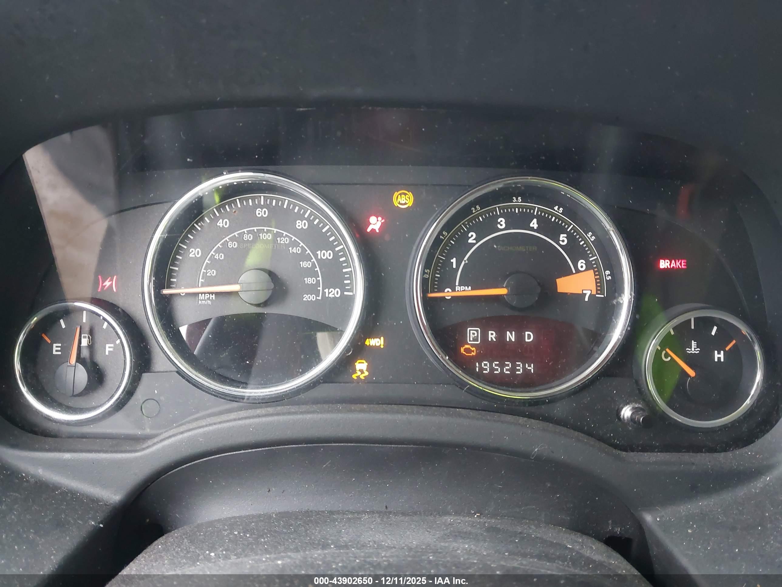 JEEP COMPASS image 7