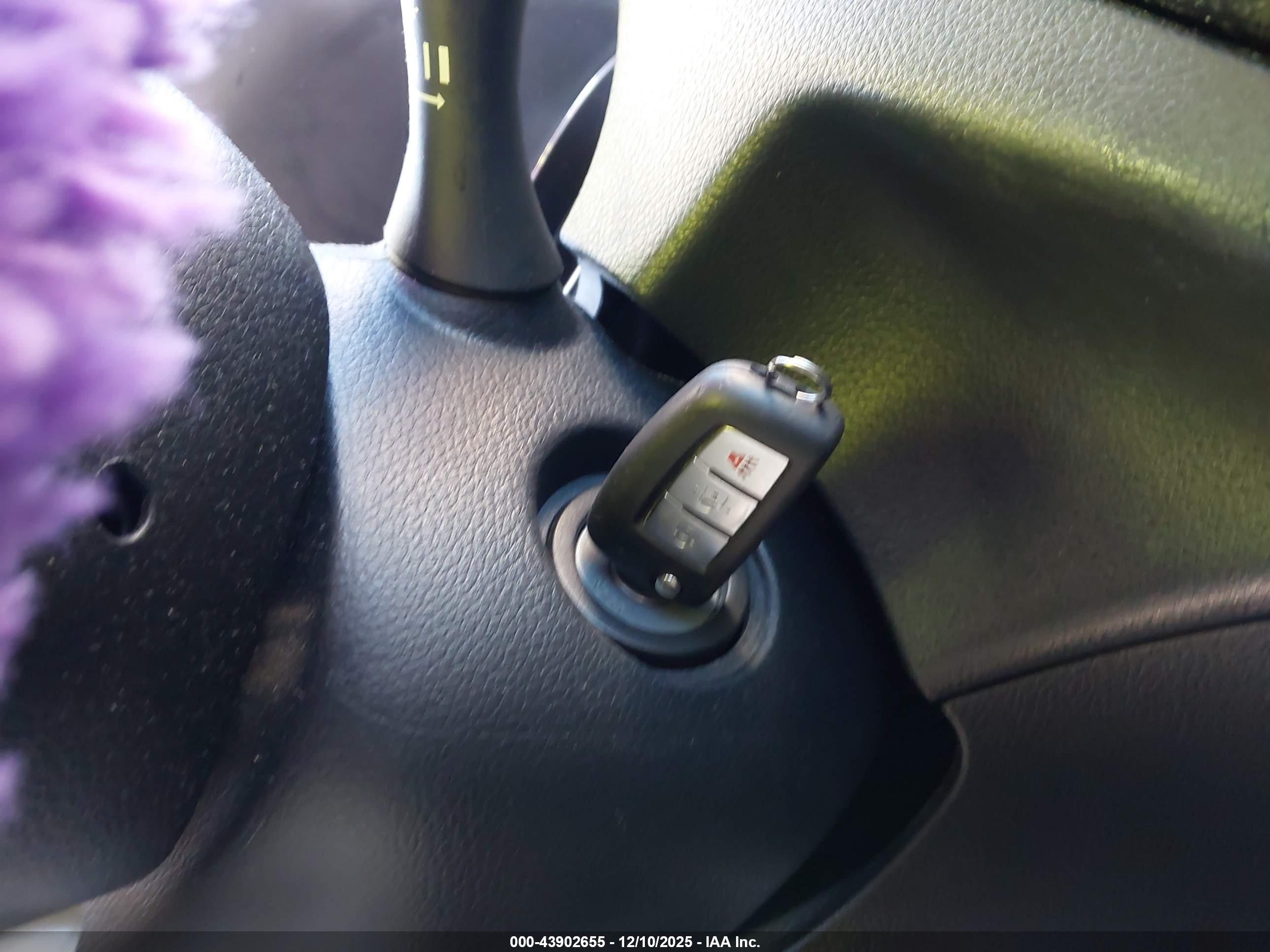 NISSAN ROGUE image 11