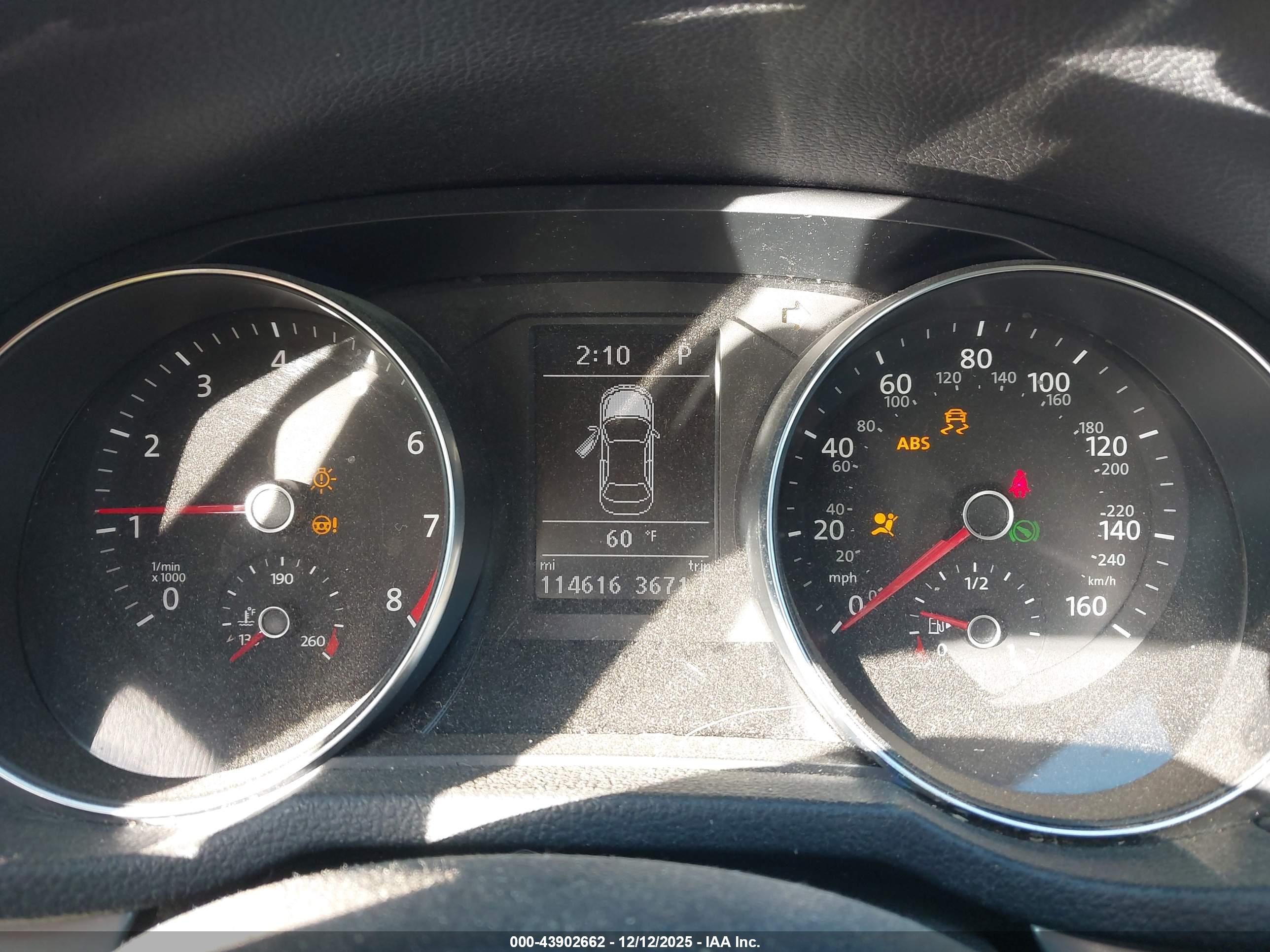 VOLKSWAGEN PASSAT image 7