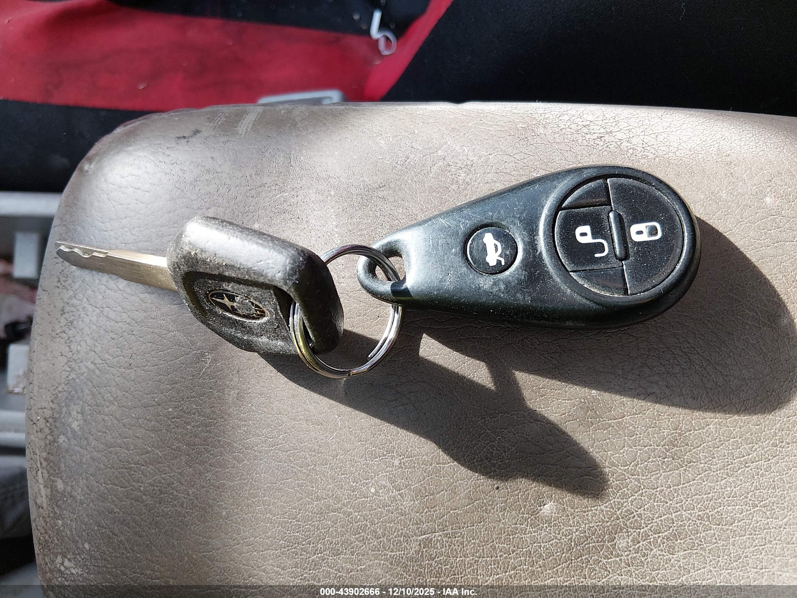 SUBARU FORESTER image 11