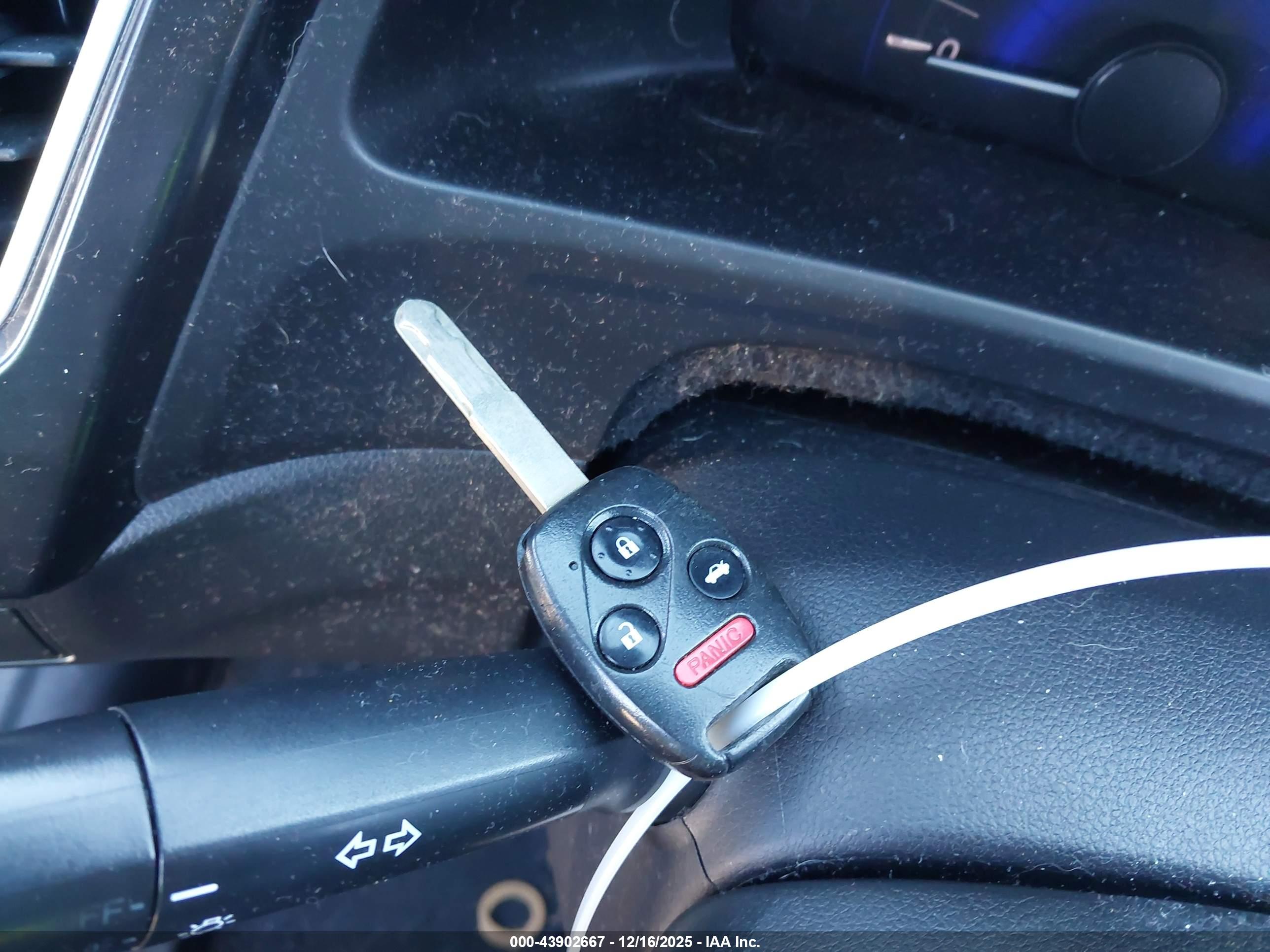 HONDA CIVIC image 11