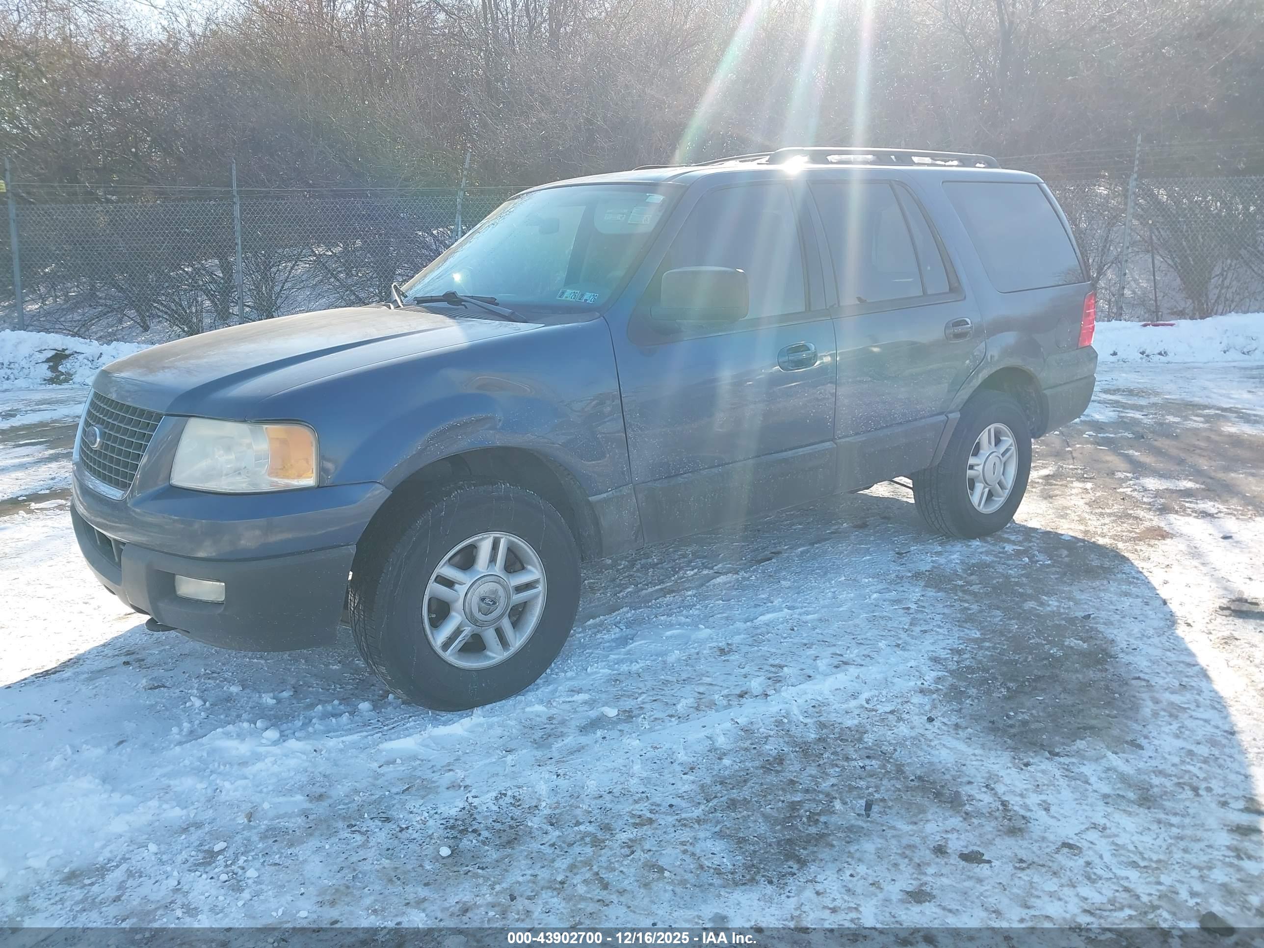 FORD EXPEDITION image 2