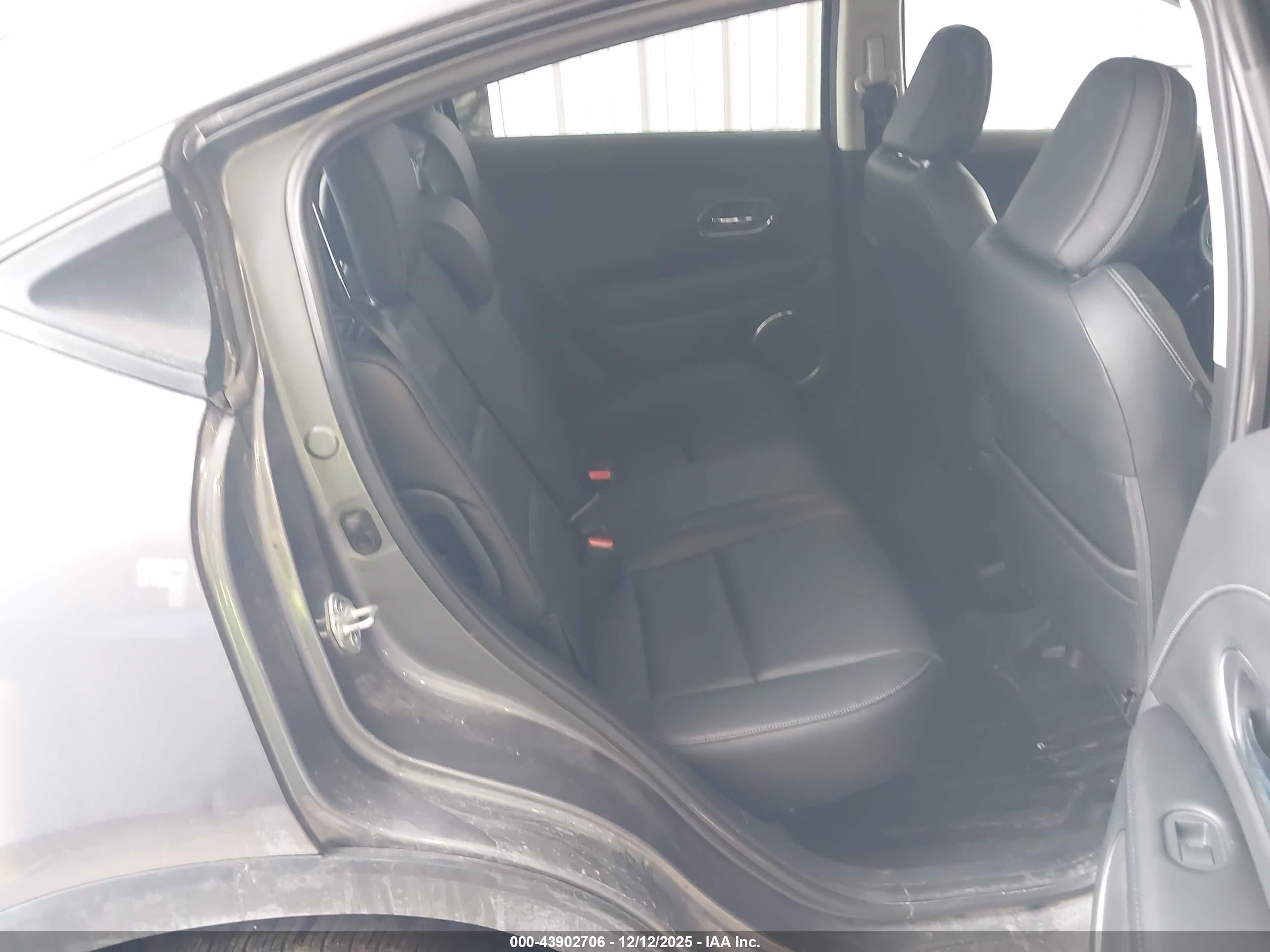 HONDA HR-V image 8