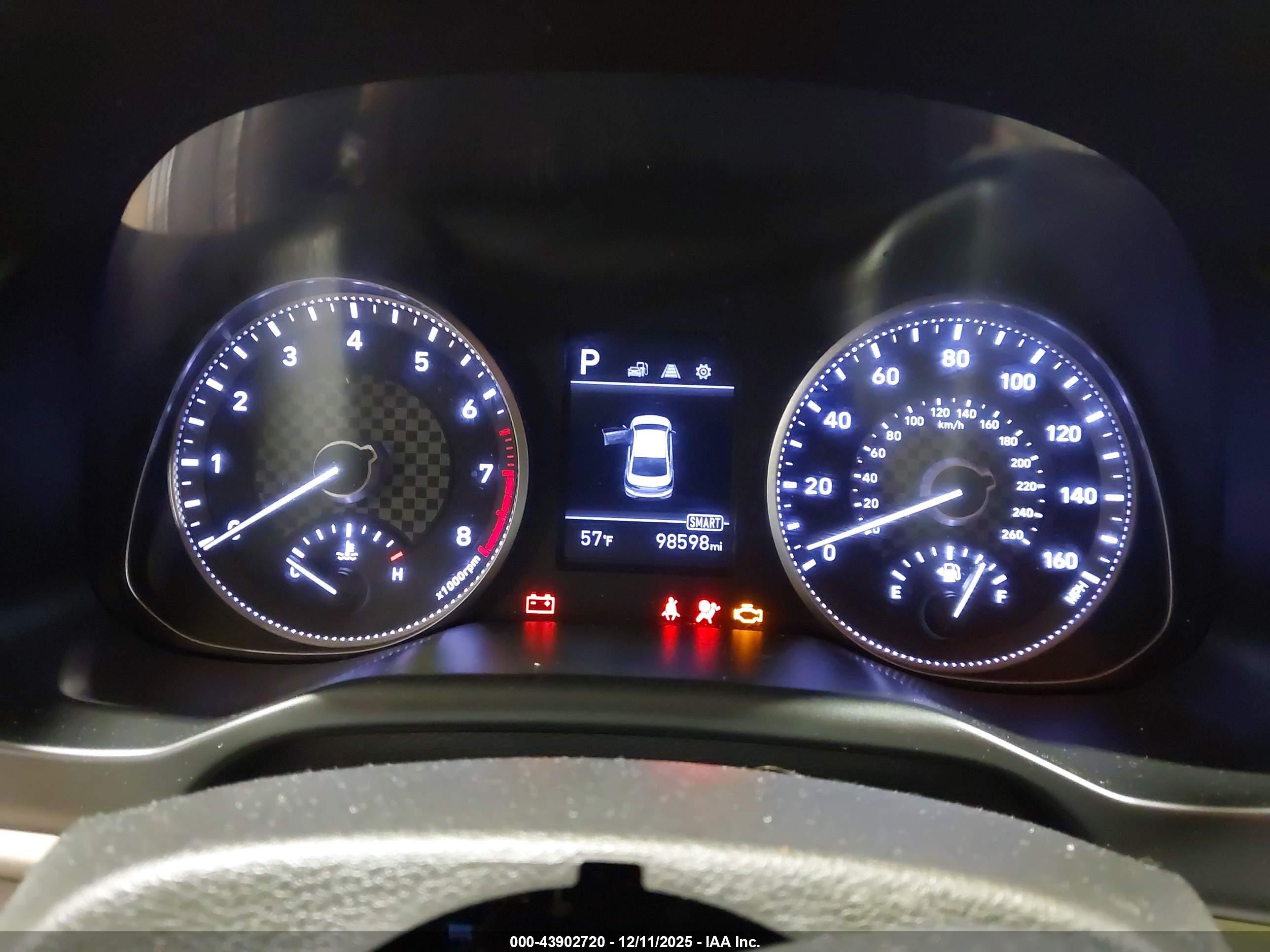 HYUNDAI ELANTRA image 7