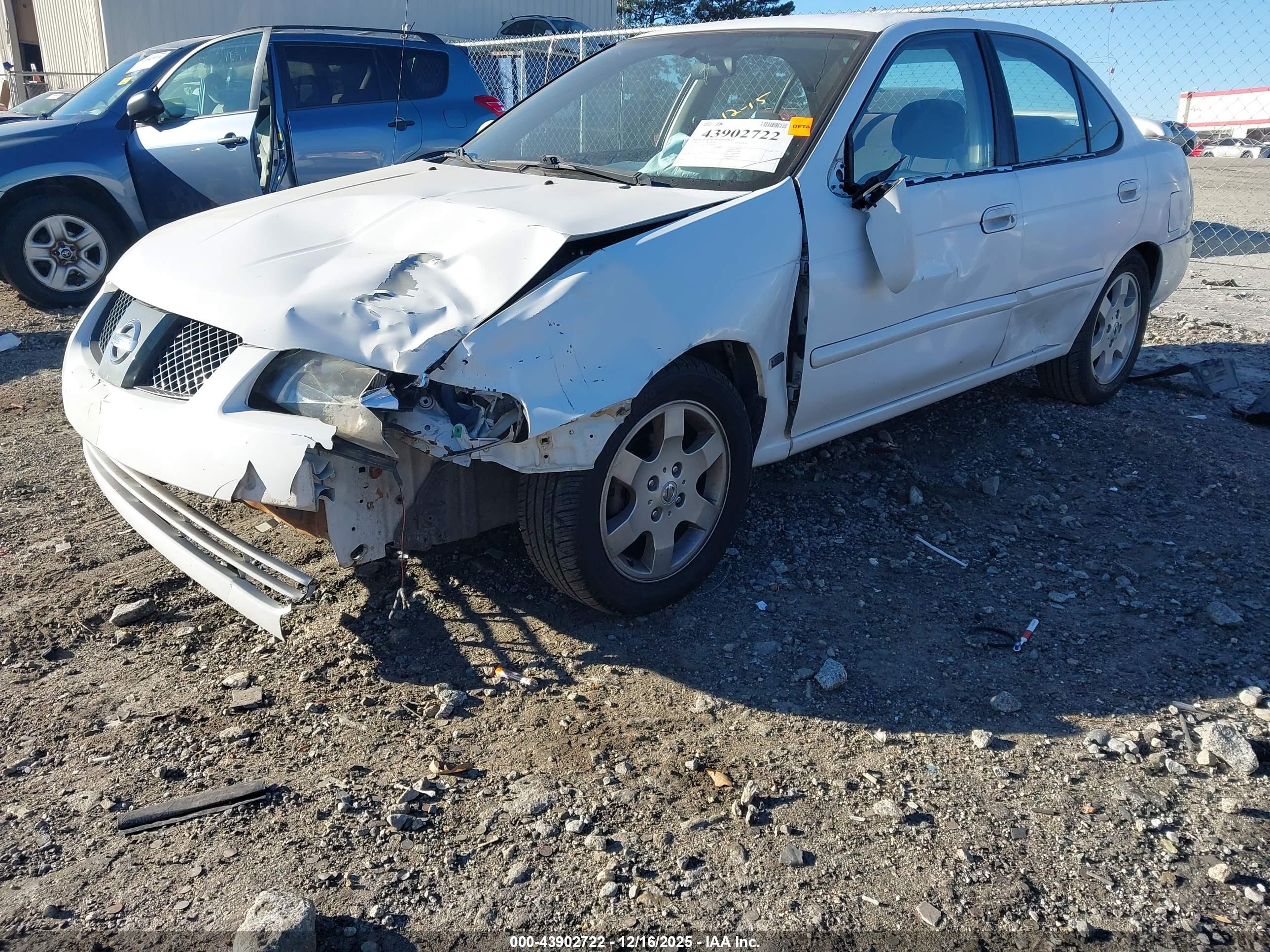 NISSAN SENTRA image 6