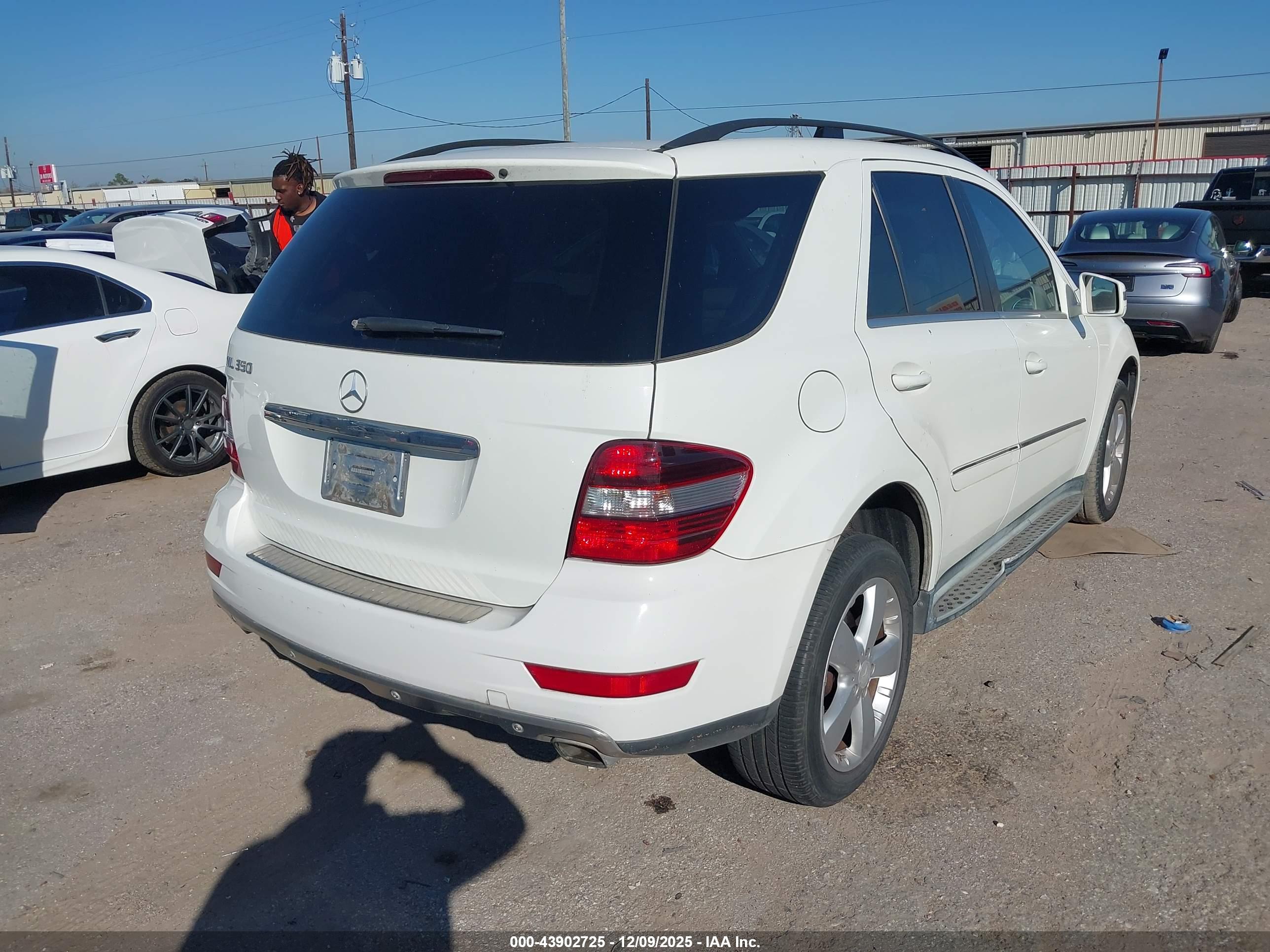 MERCEDES-BENZ ML image 4