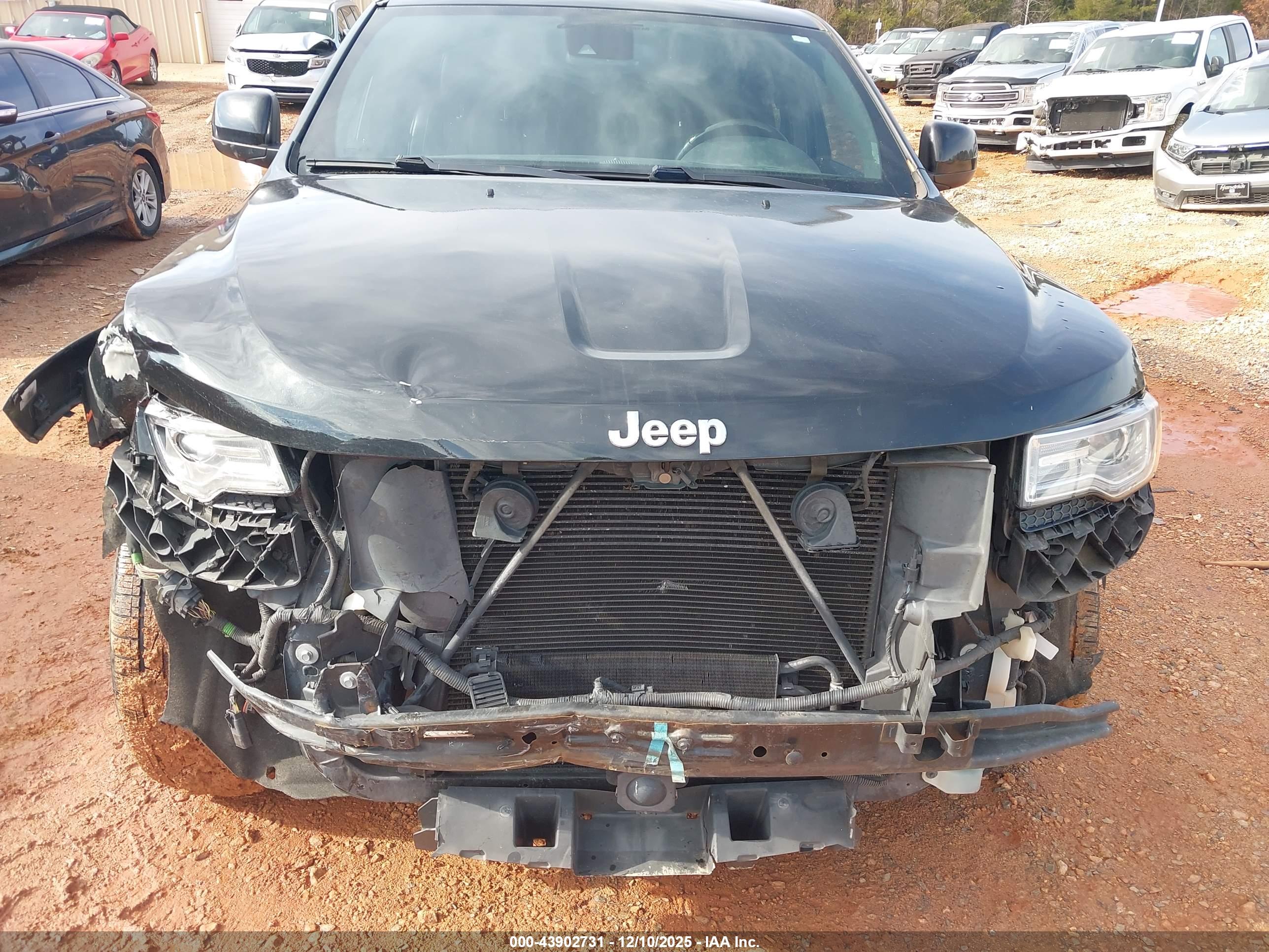 JEEP GRAND image 6