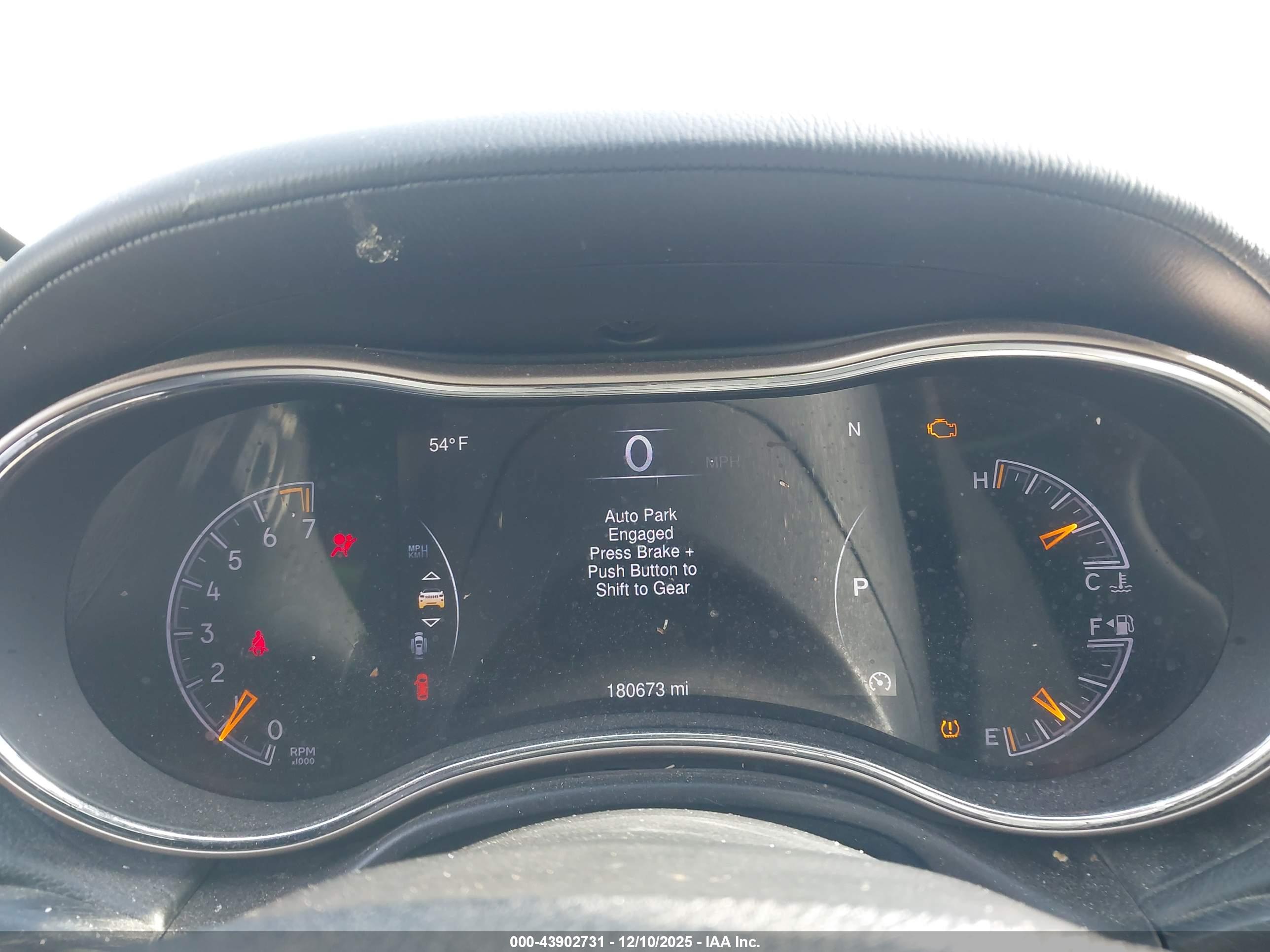 JEEP GRAND image 7