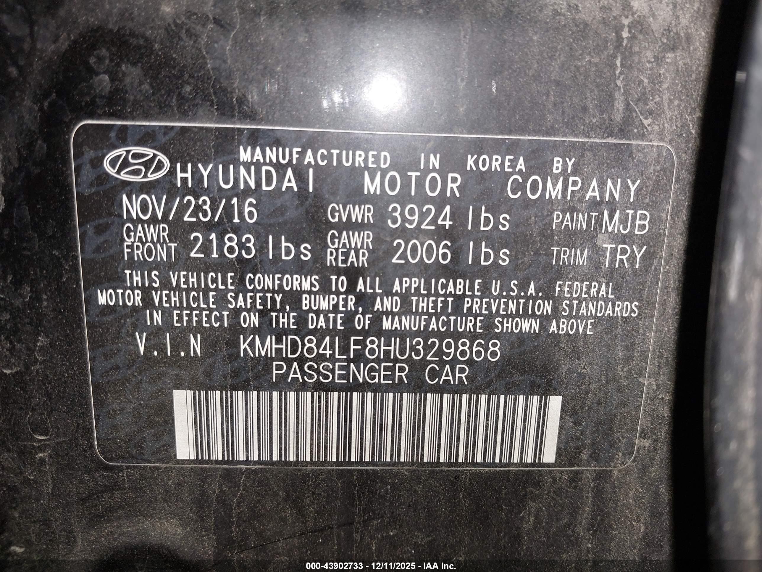 HYUNDAI ELANTRA image 9