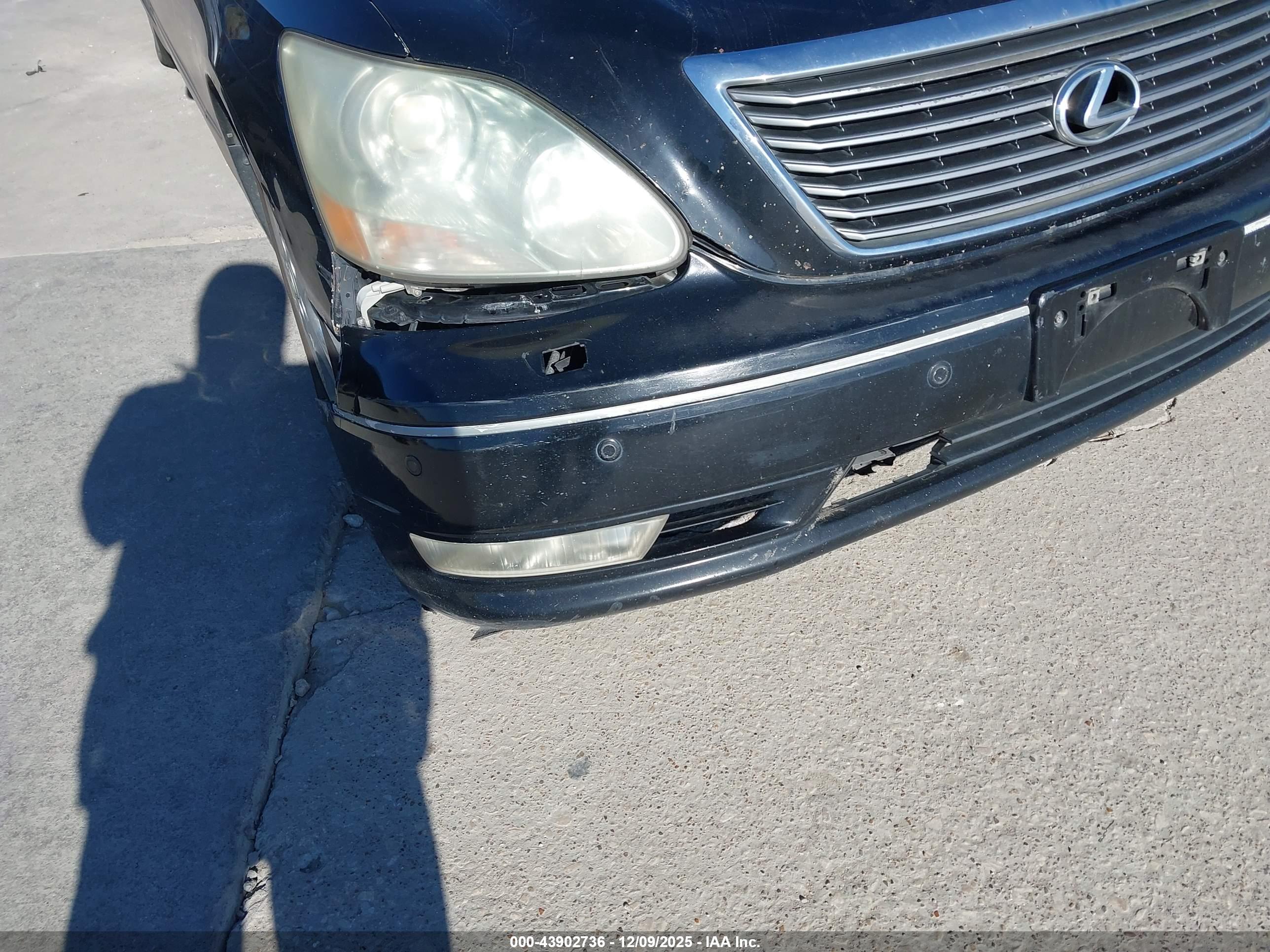 LEXUS LS image 6