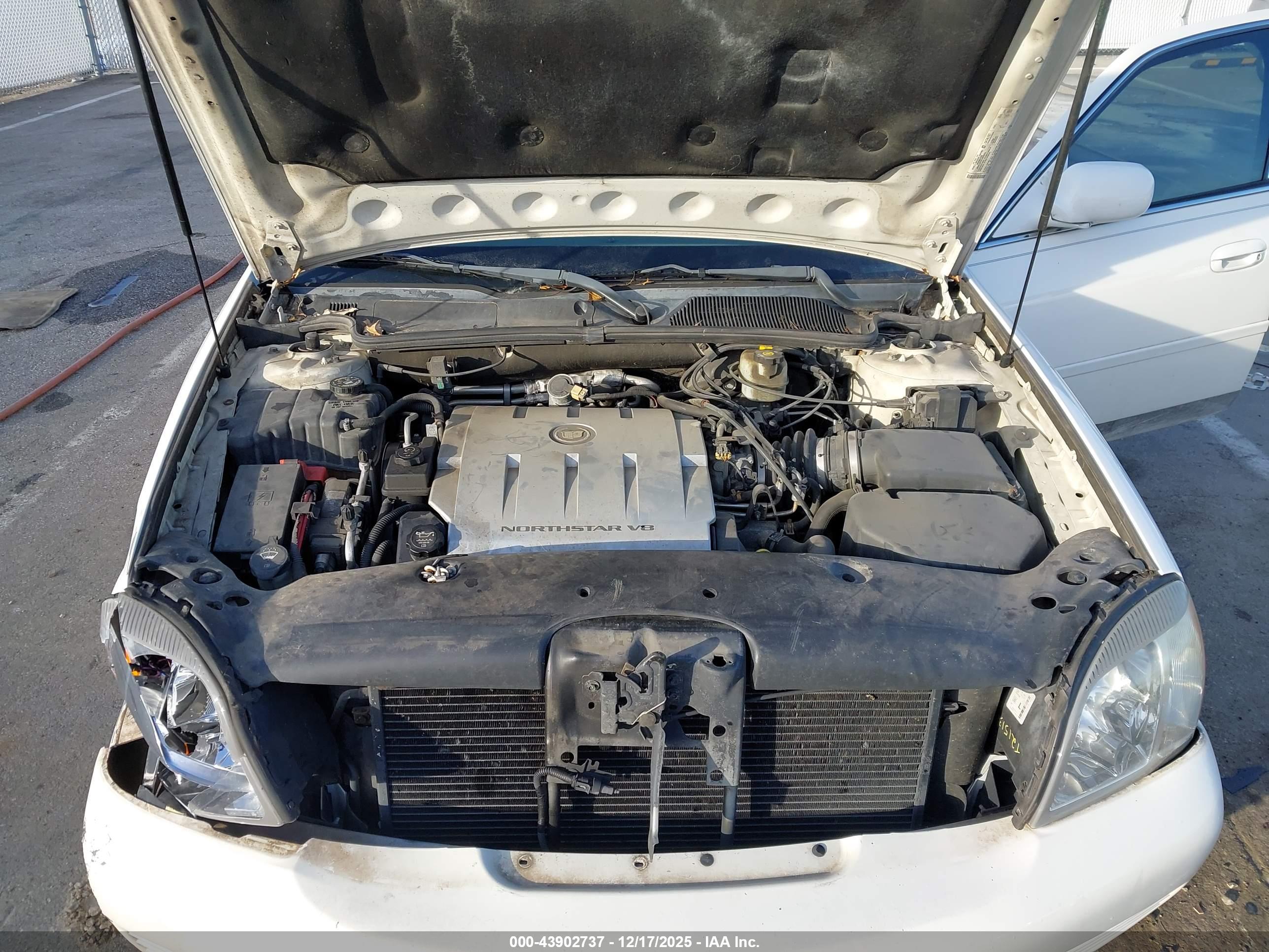 CADILLAC DEVILLE image 10