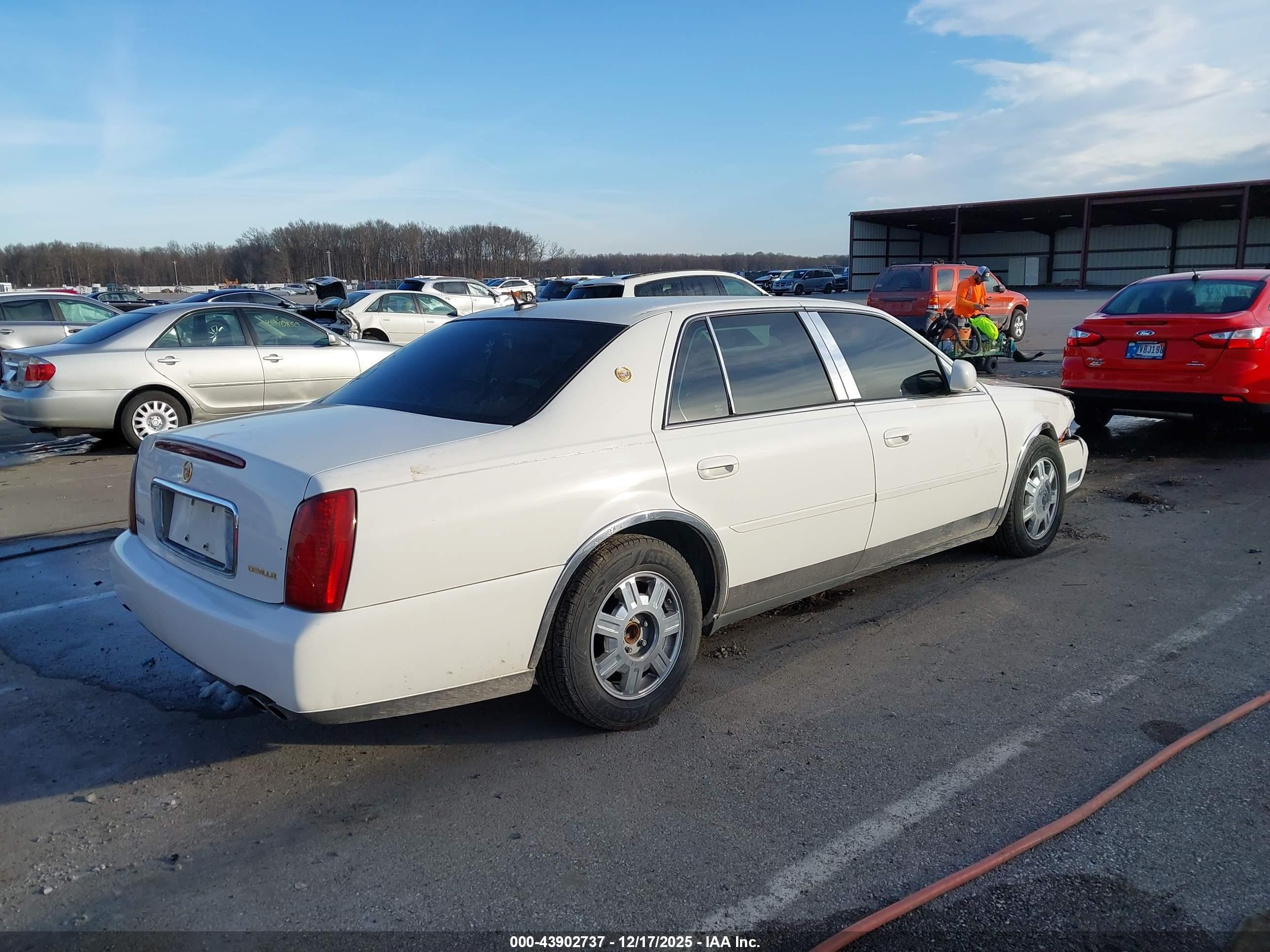 CADILLAC DEVILLE image 4