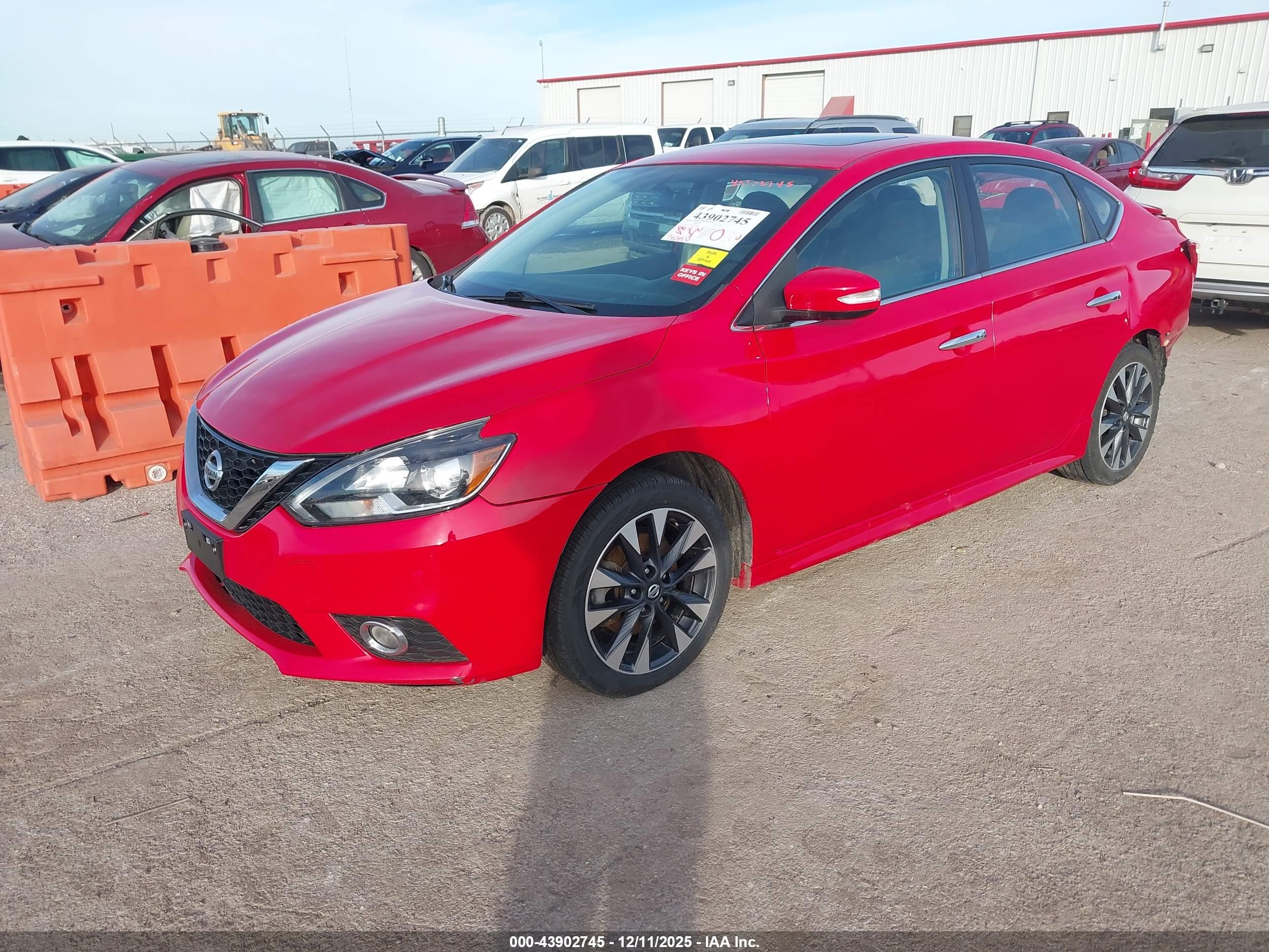 NISSAN SENTRA image 2