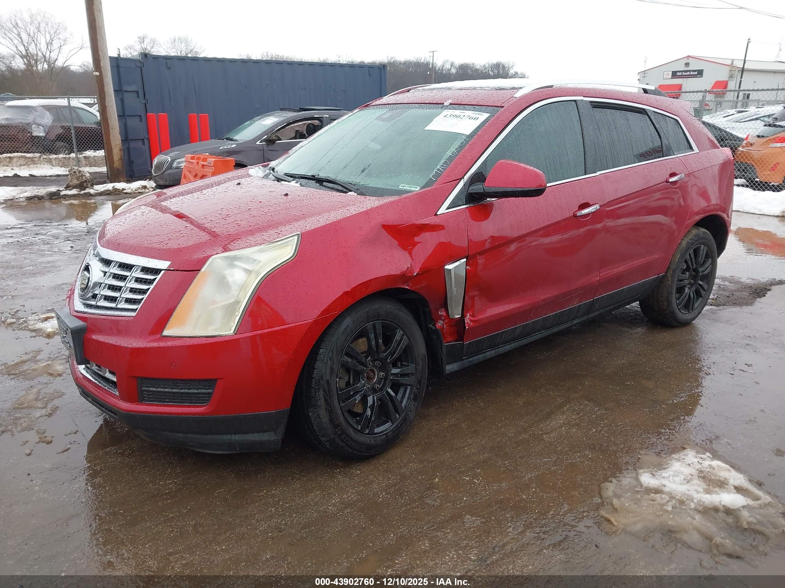 CADILLAC SRX image 2