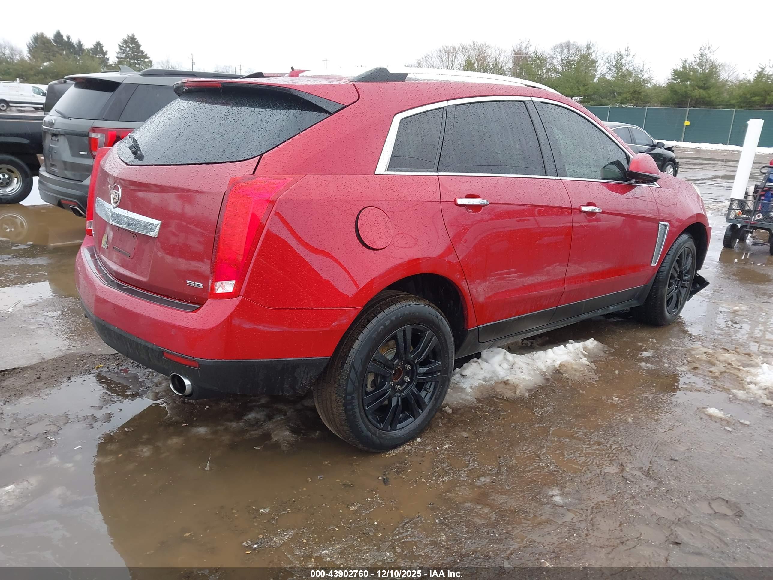 CADILLAC SRX image 4