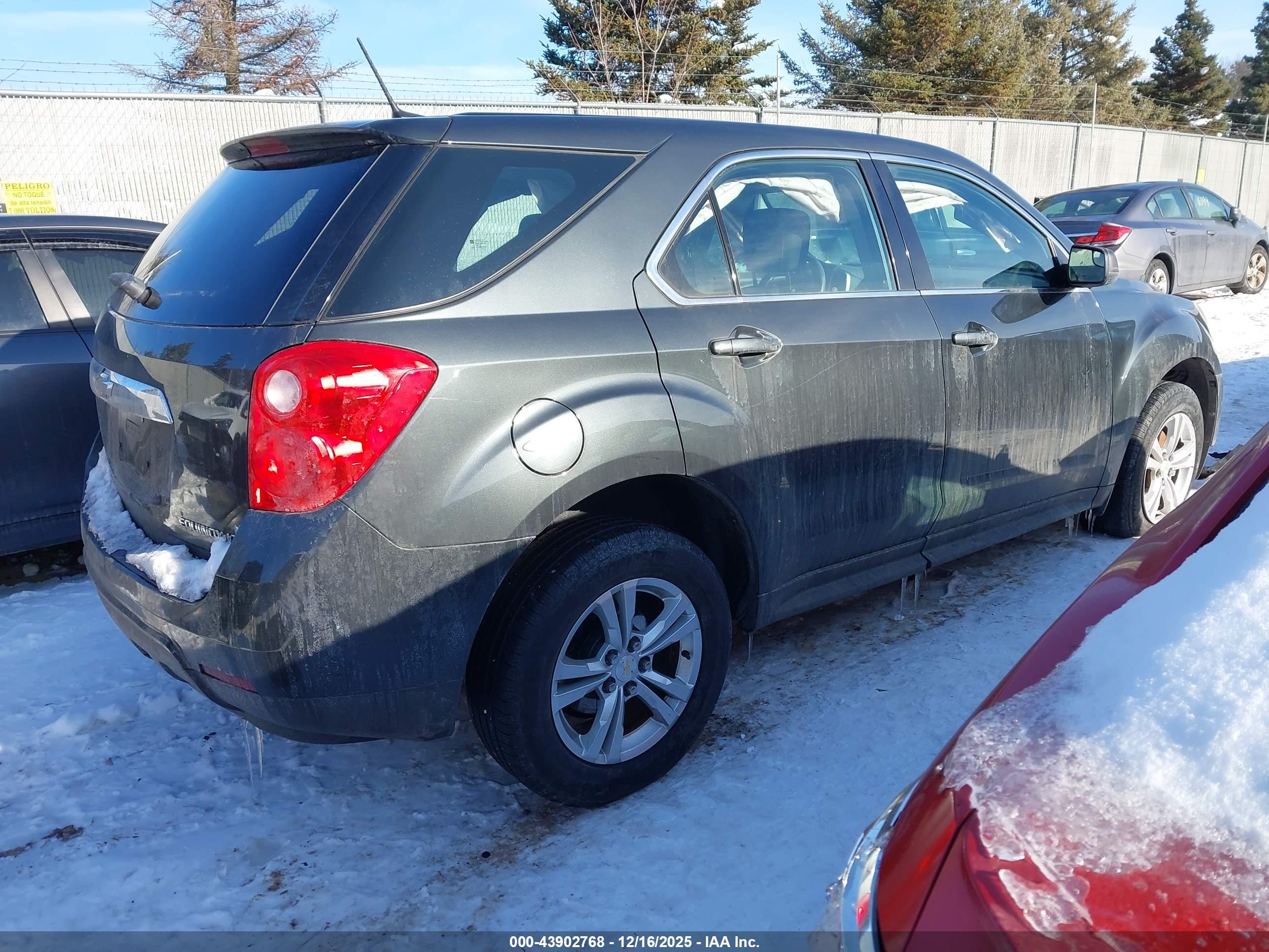 CHEVROLET EQUINOX image 4