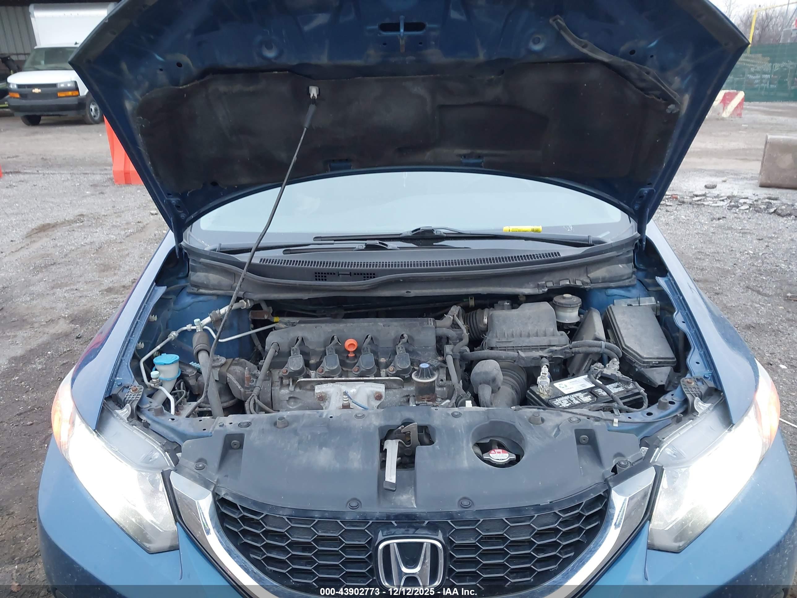 HONDA CIVIC image 10