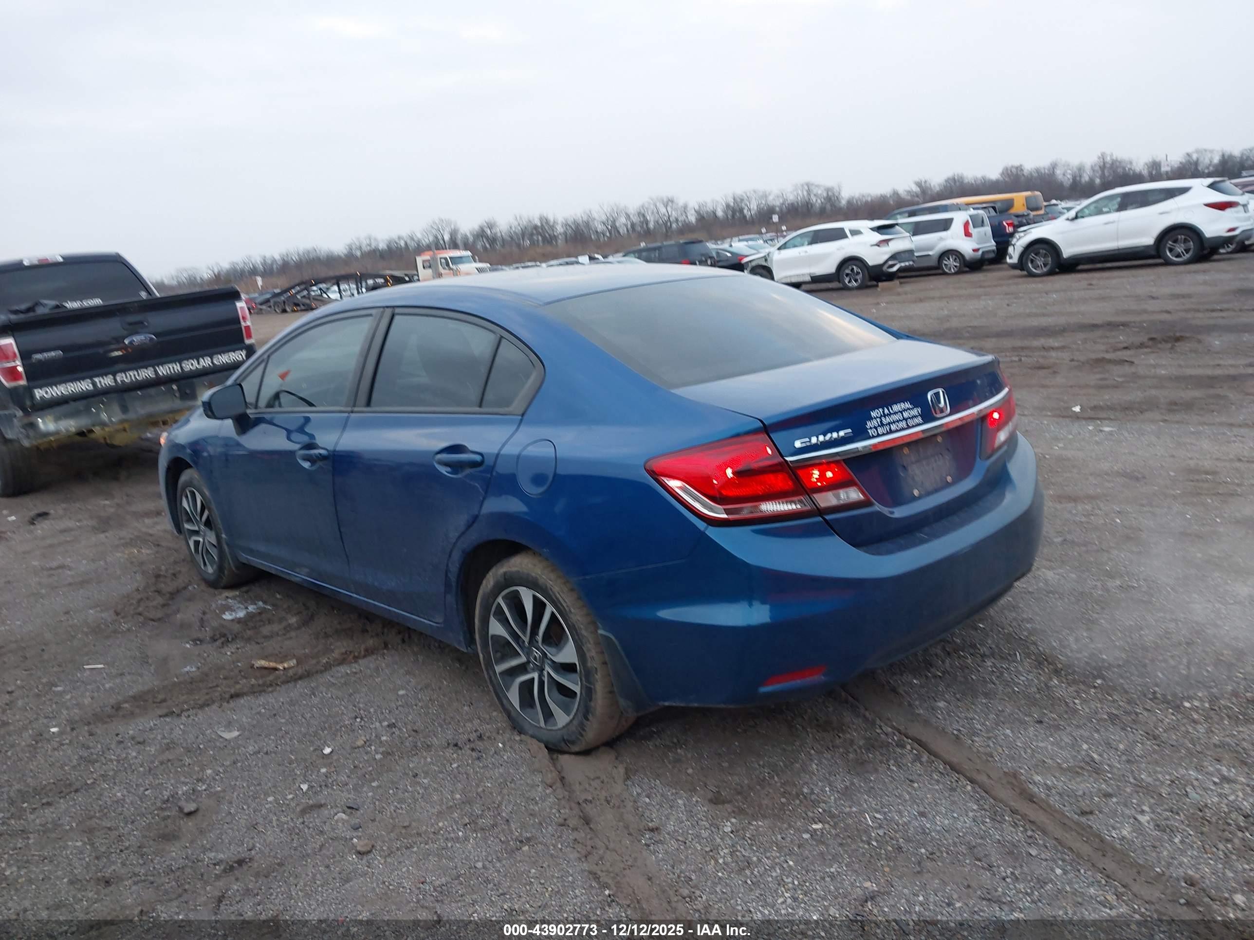 HONDA CIVIC image 3