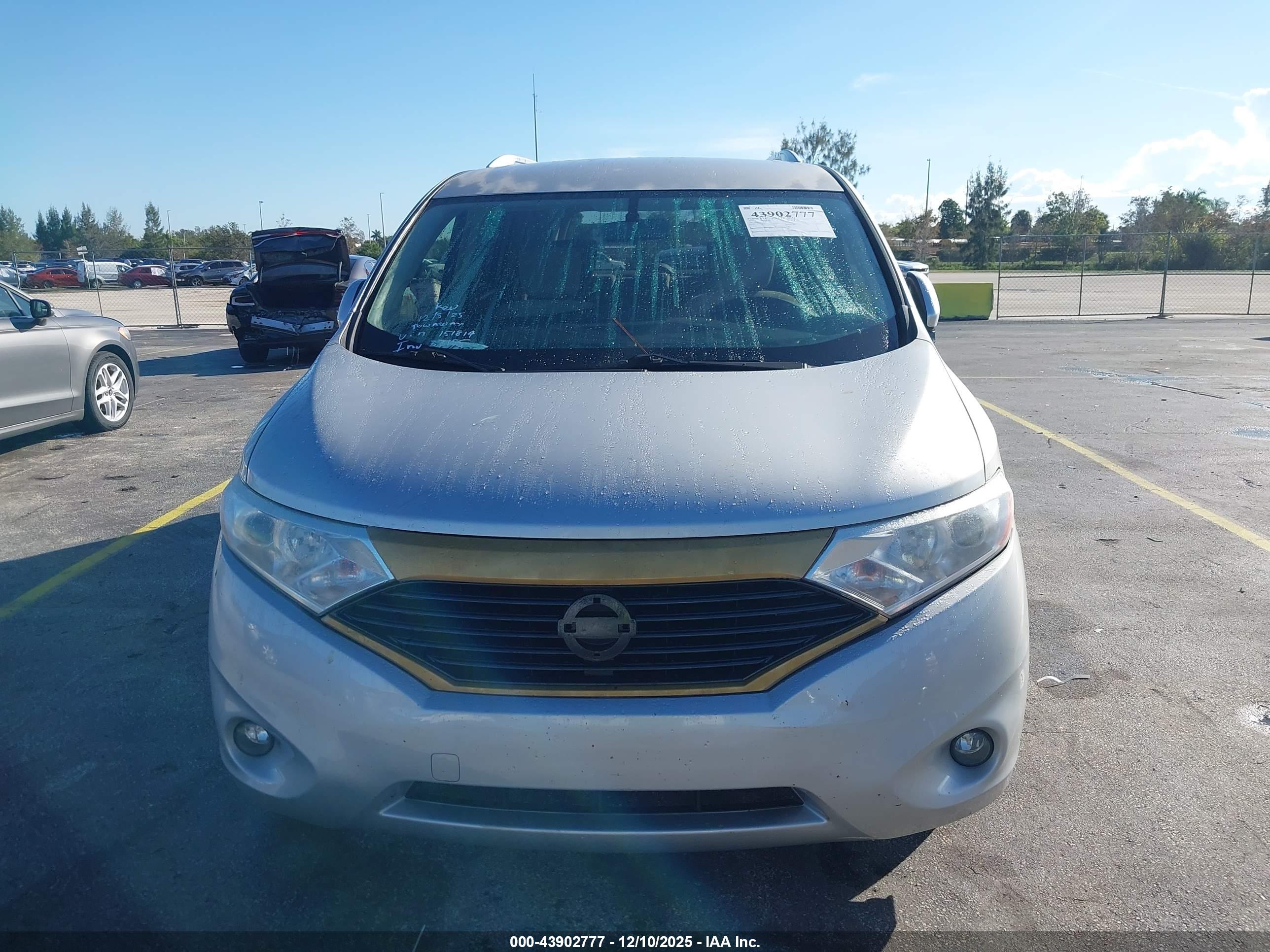 NISSAN QUEST image 6