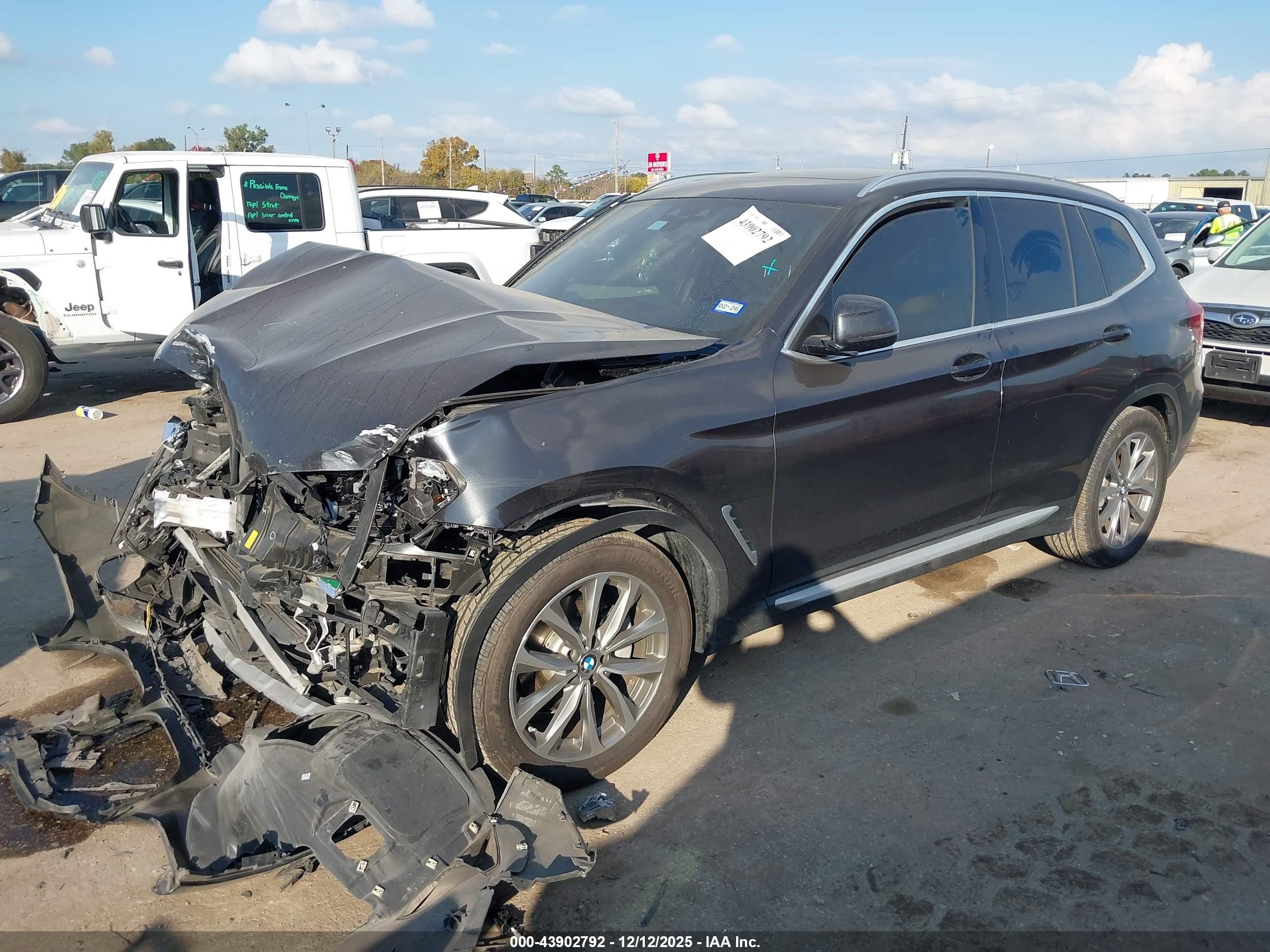 BMW X3 image 2