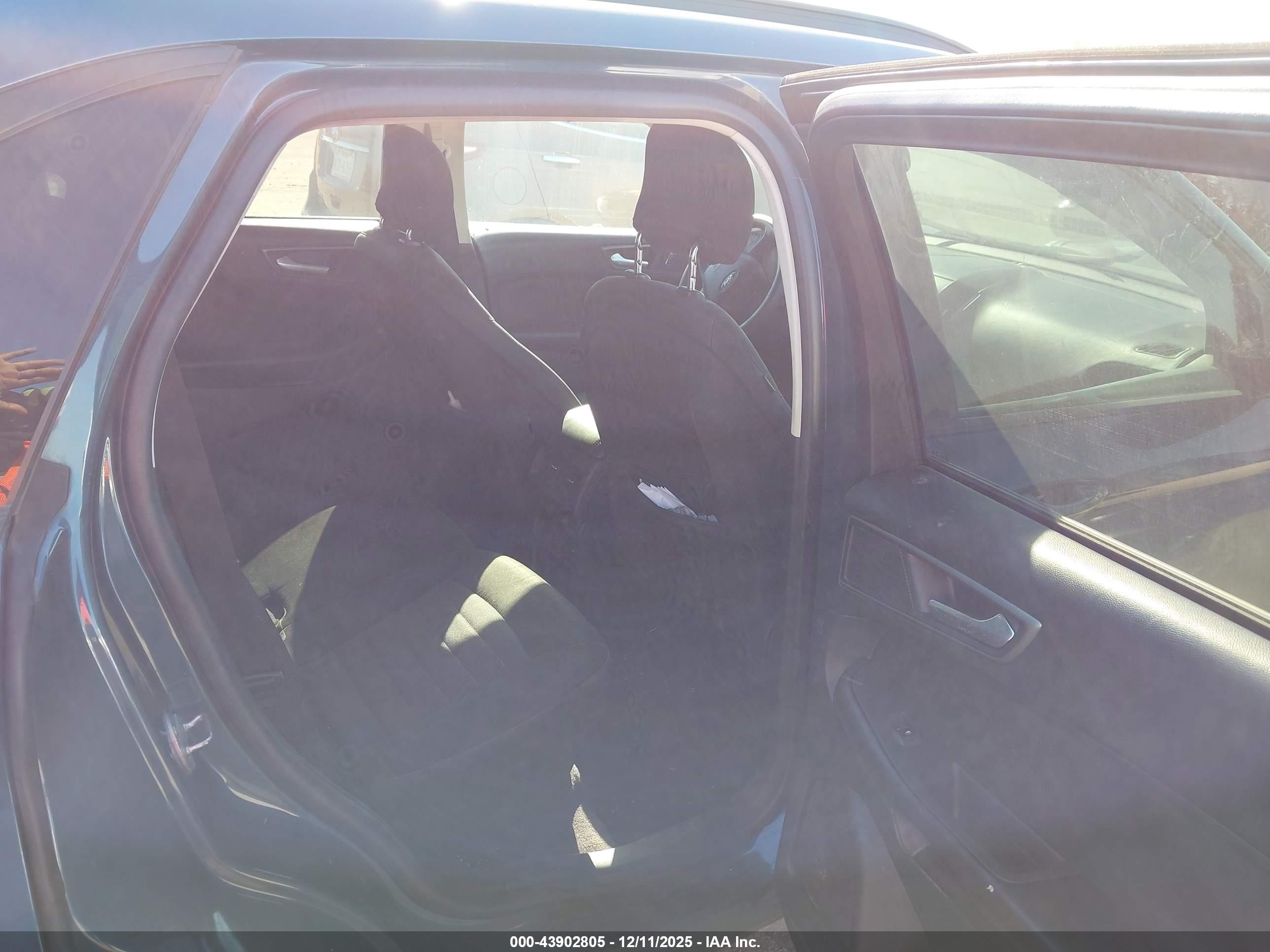FORD EDGE image 8