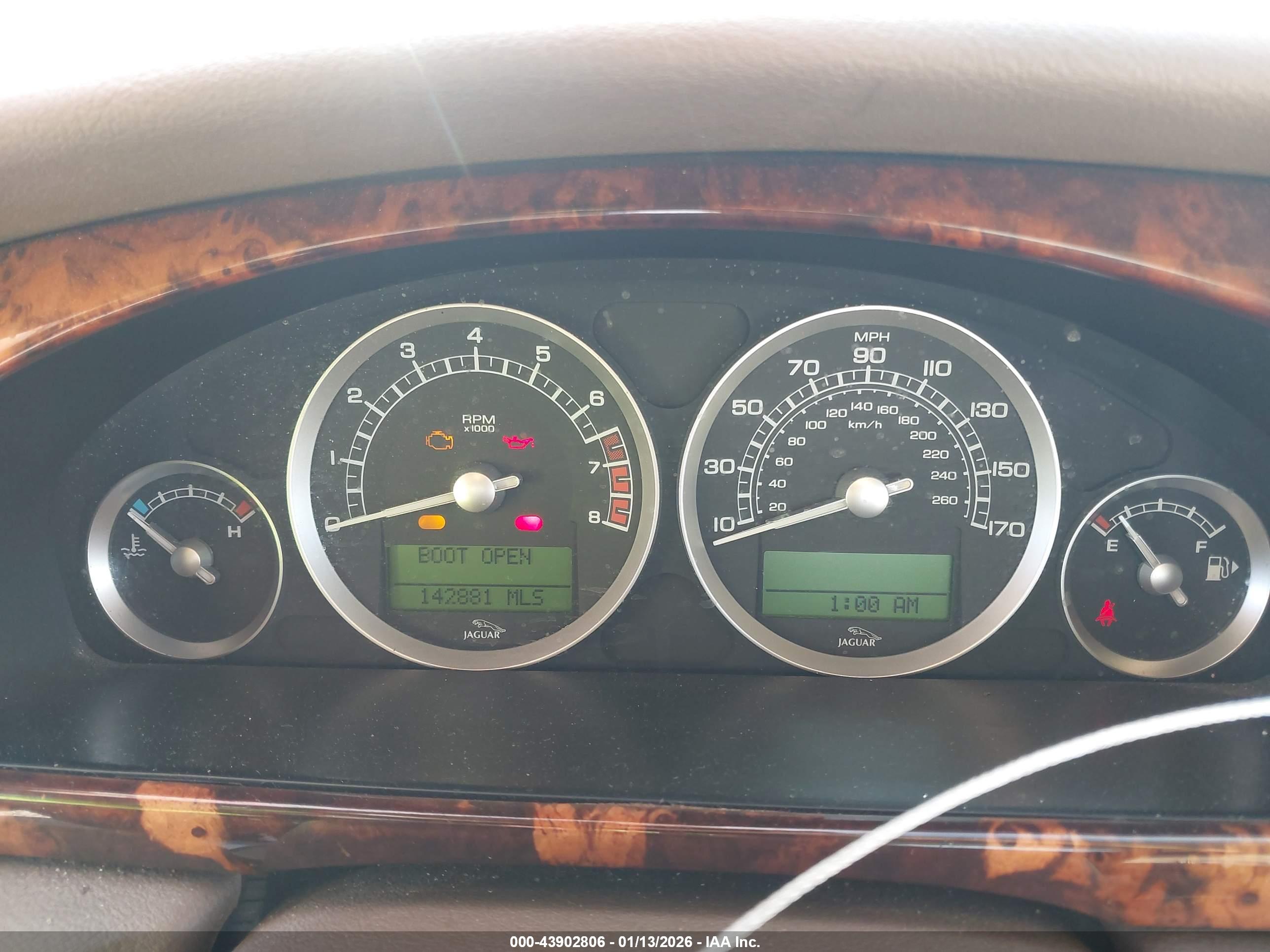 JAGUAR S-TYPE image 7
